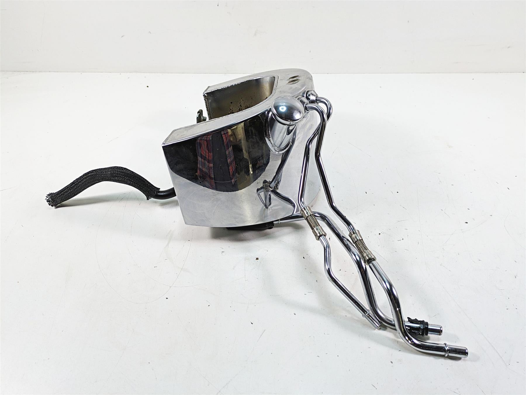 2013 Harley Softail FLSTC Heritage Classic Oil Tank Reservoir & Lines 62498-01A {{ shop.shopifyCountryName }} - Mototech271