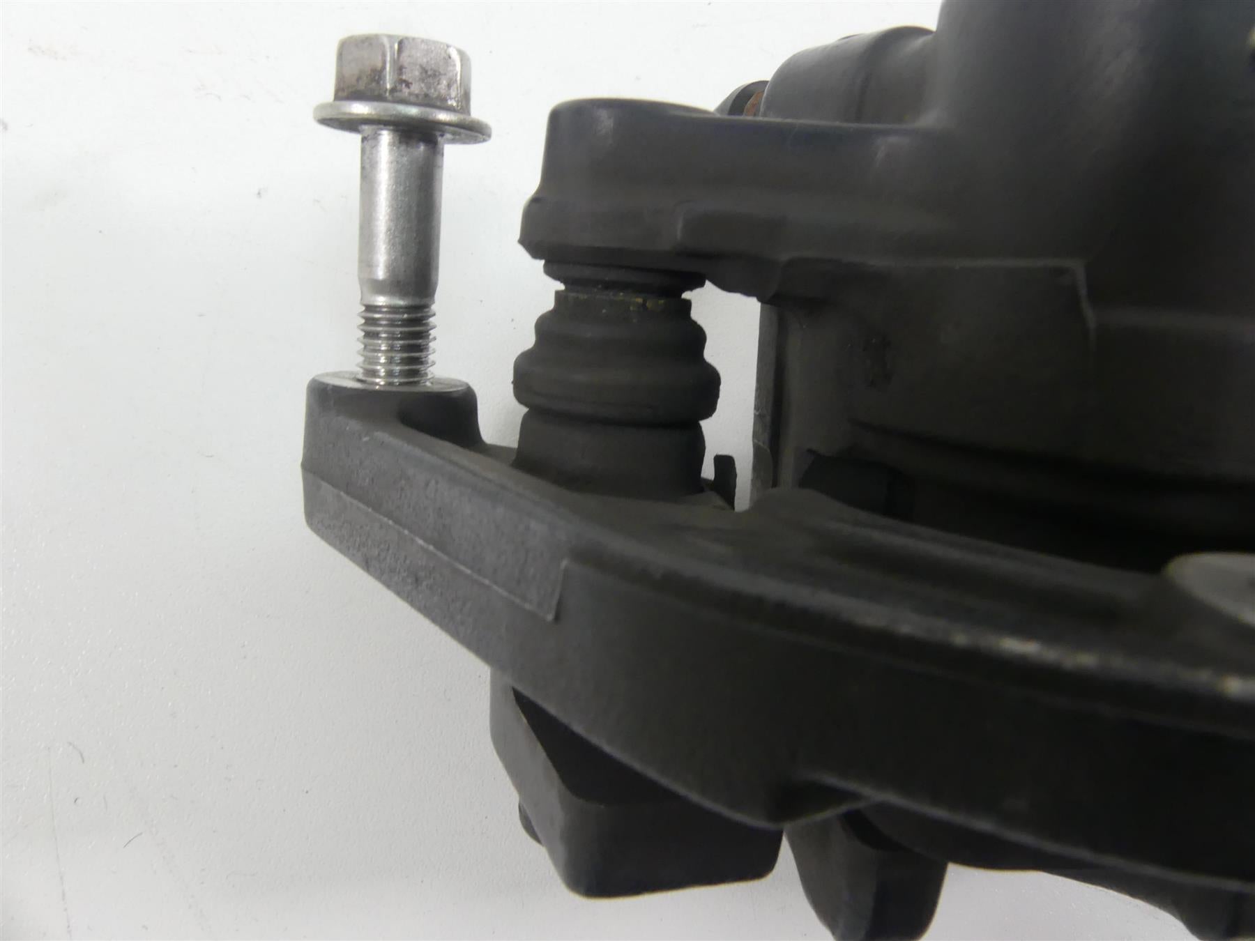 2002 Triumph Bonneville America Front Nissin Brake Caliper T2020542 {{ shop.shopifyCountryName }} - Mototech271