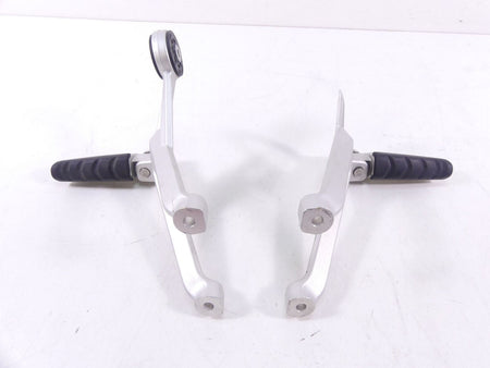 2016 BMW R1200RS K54 Passenger Footpeg Foot Peg Rest Set 46718540798 46718540799 {{ shop.shopifyCountryName }} - Mototech271