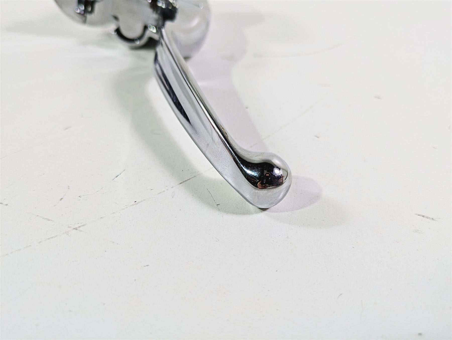 2017 Harley Touring FLHTKSE CVO E-Glide Front Brake Master Cylinder 42102-08D {{ shop.shopifyCountryName }} - Mototech271