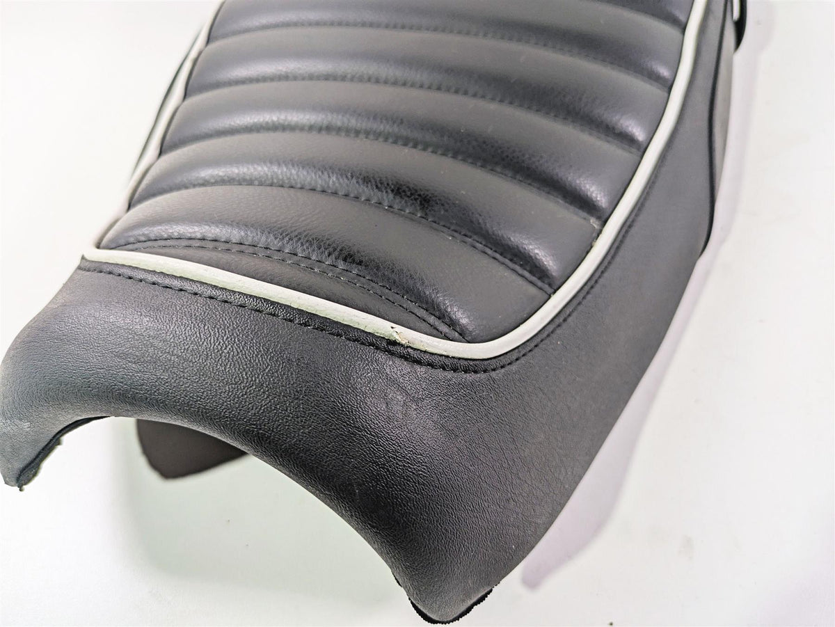 2013 Triumph Bonneville Rider Driver Duo Seat Saddle - No Tears T2302334 {{ shop.shopifyCountryName }} - Mototech271