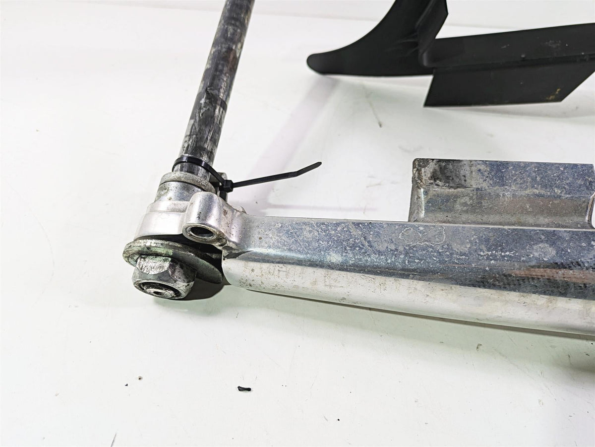 2006 Harley VRSCR Street V-Rod Rear Swingarm & Guards 48372-05 {{ shop.shopifyCountryName }} - Mototech271