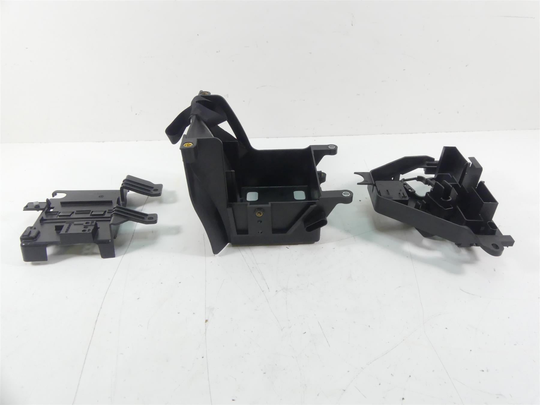 2016 Harley Touring FLTRX Road Glide Battery Tray Electrical Holder Set 66000010 {{ shop.shopifyCountryName }} - Mototech271