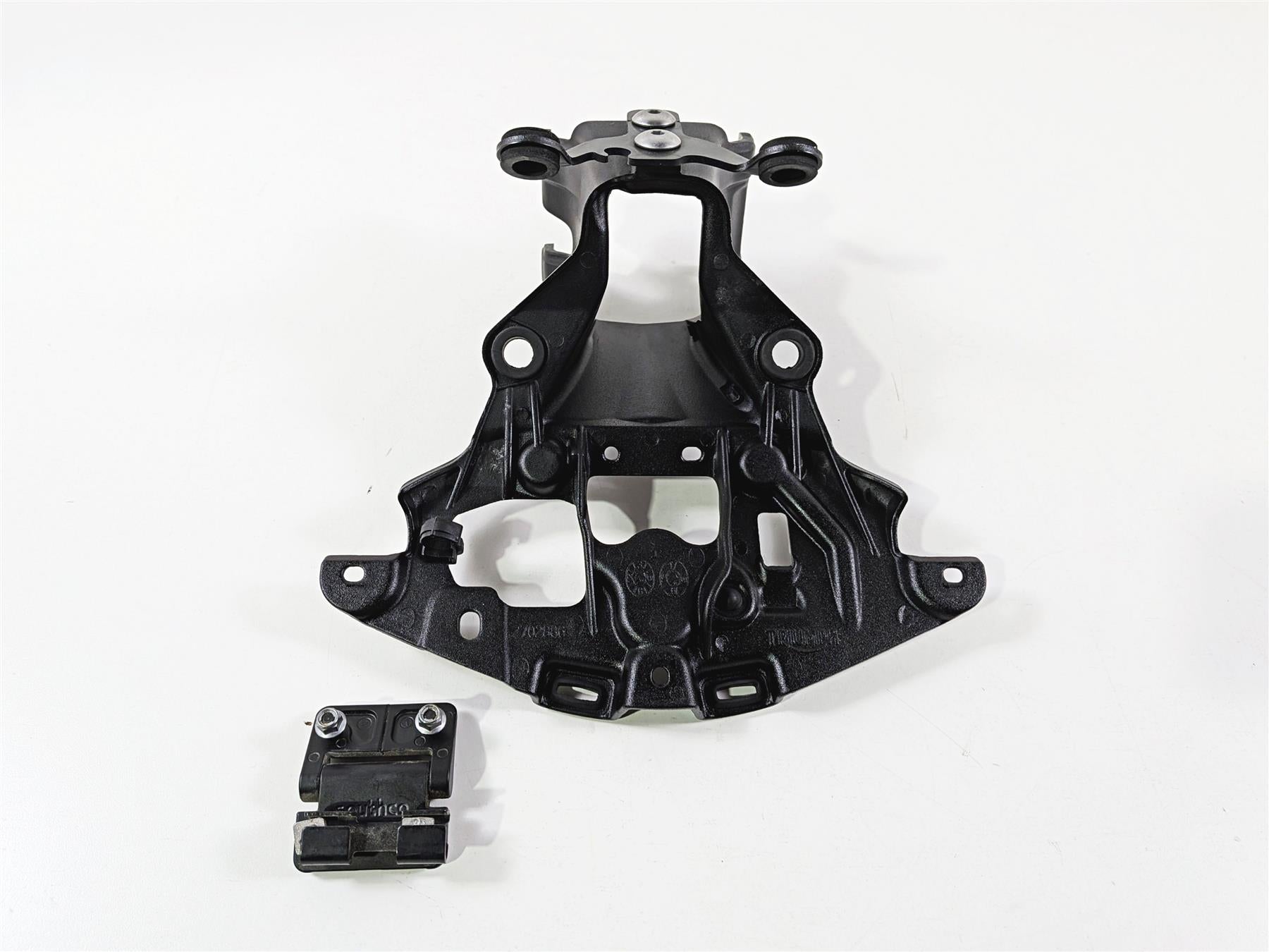 2019 Triumph Speed Triple RS 1050 Front Subframe Stay Carrier T2702886 {{ shop.shopifyCountryName }} - Mototech271