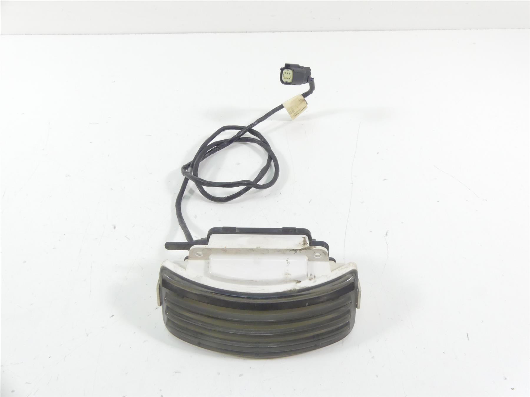 2014 Harley Touring FLHX Street Glide Taillight Smoked Tail Light Lamp 5859370