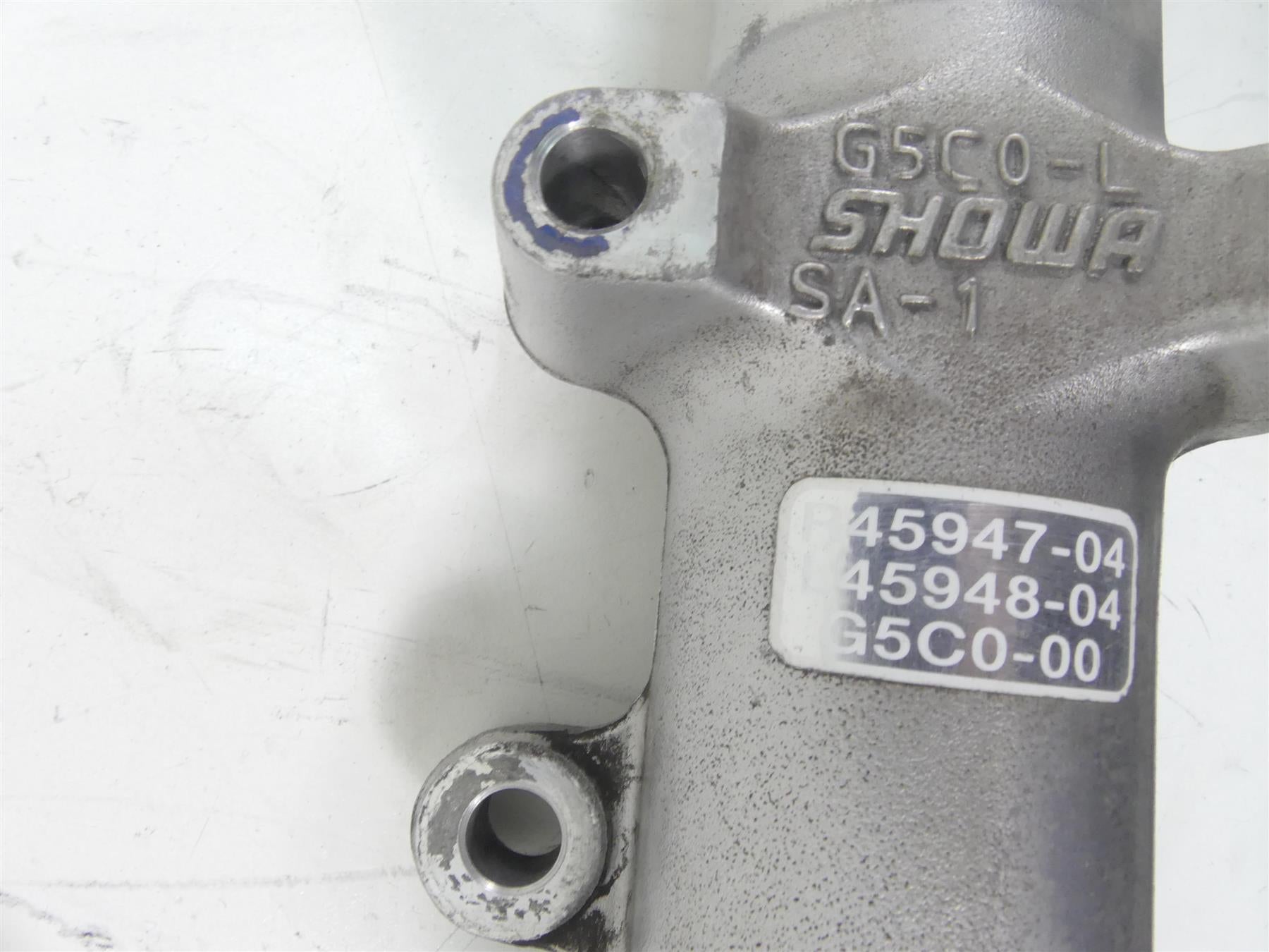 2005 Harley Dyna FXDLI Low Rider Front 39mm Fork Leg Set R 45947-04 L 45948-04 {{ shop.shopifyCountryName }} - Mototech271