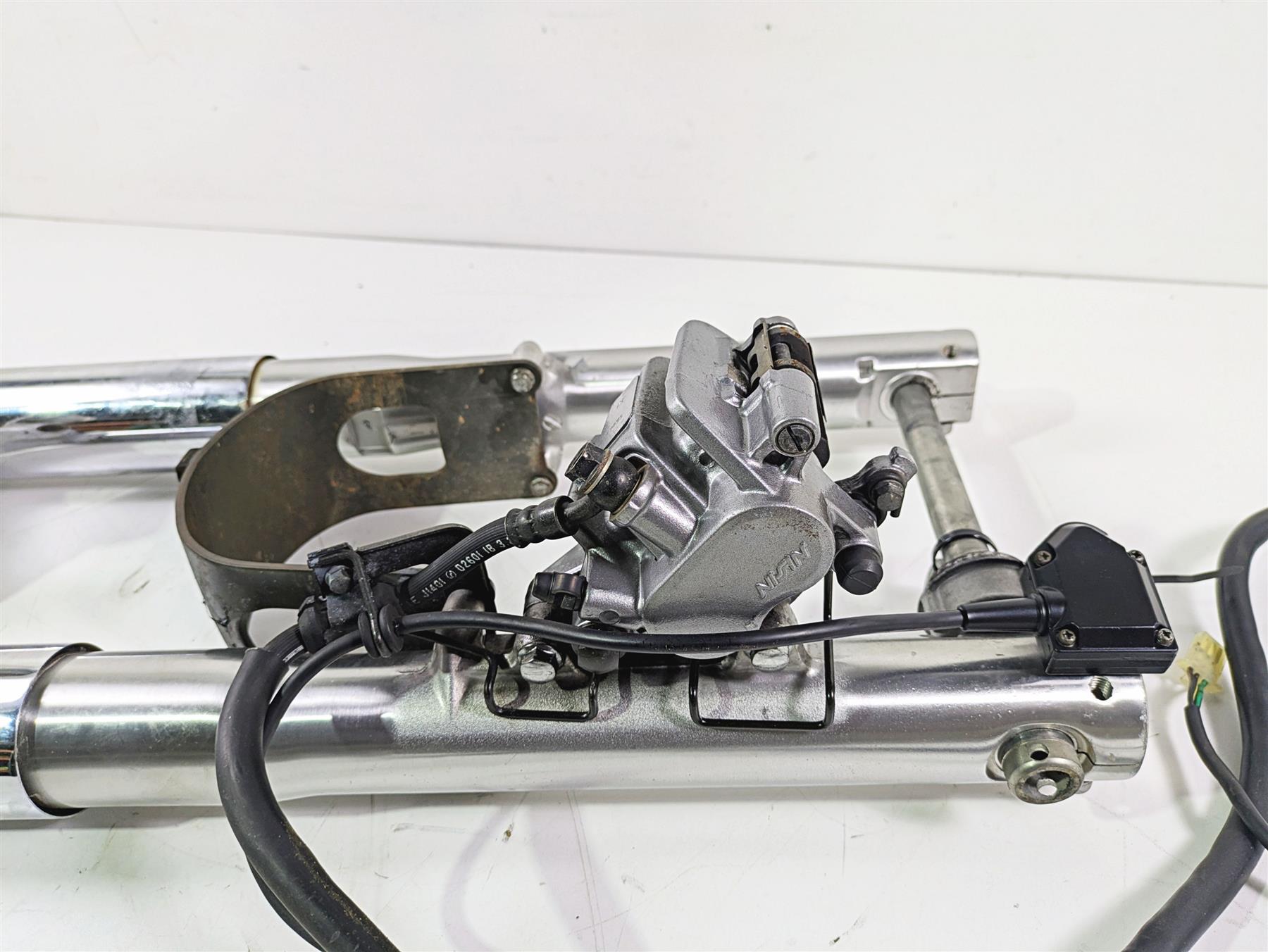 2001 Honda VT750 Shadow Ace Front Fork Triple Tree Caliper Set 51400-MBA-611 {{ shop.shopifyCountryName }} - Mototech271