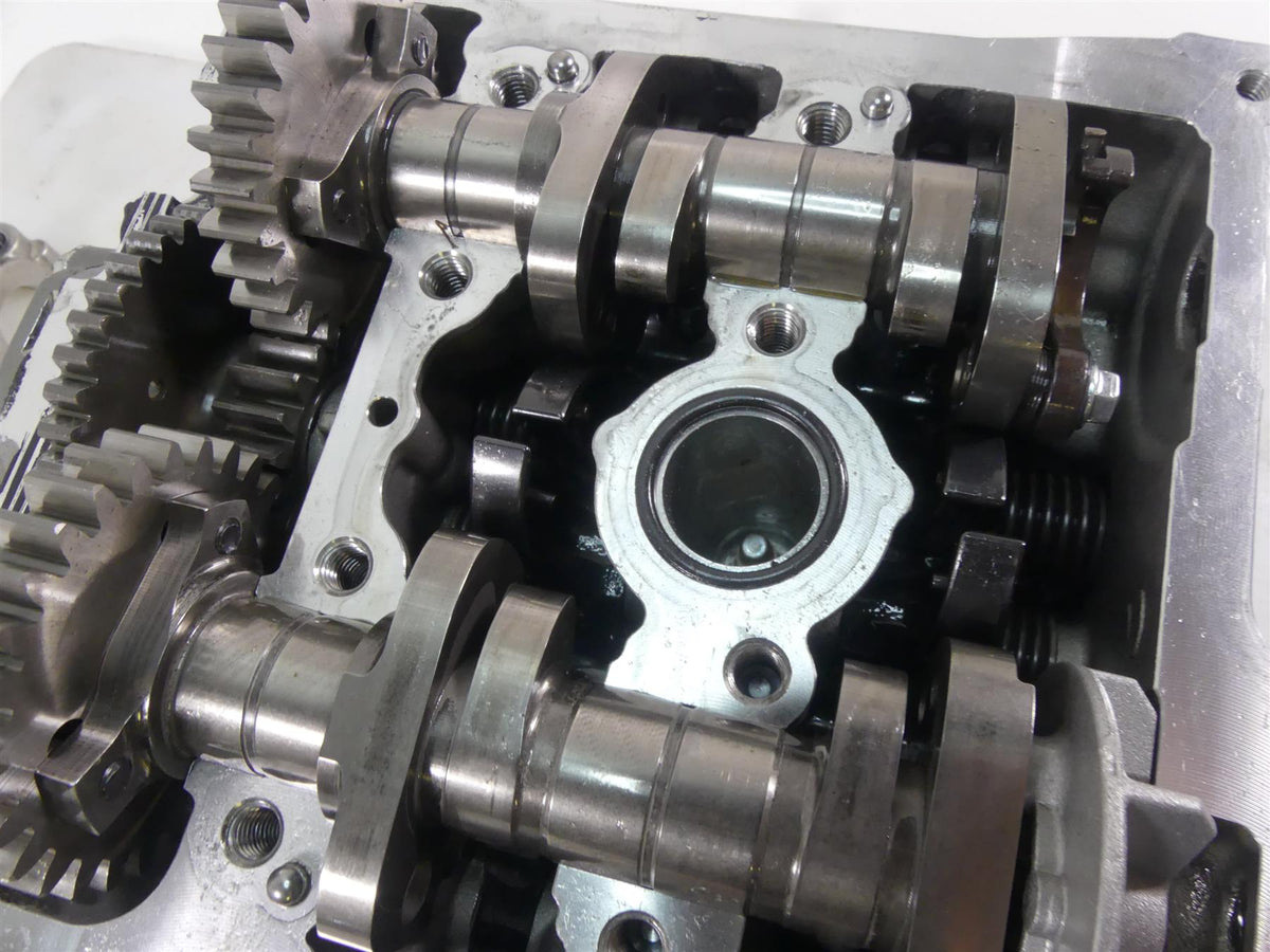 2020 Ducati Panigale V2 Rear Vertical Cylinder Head Cylinderhead 576mi 30123272F {{ shop.shopifyCountryName }} - Mototech271