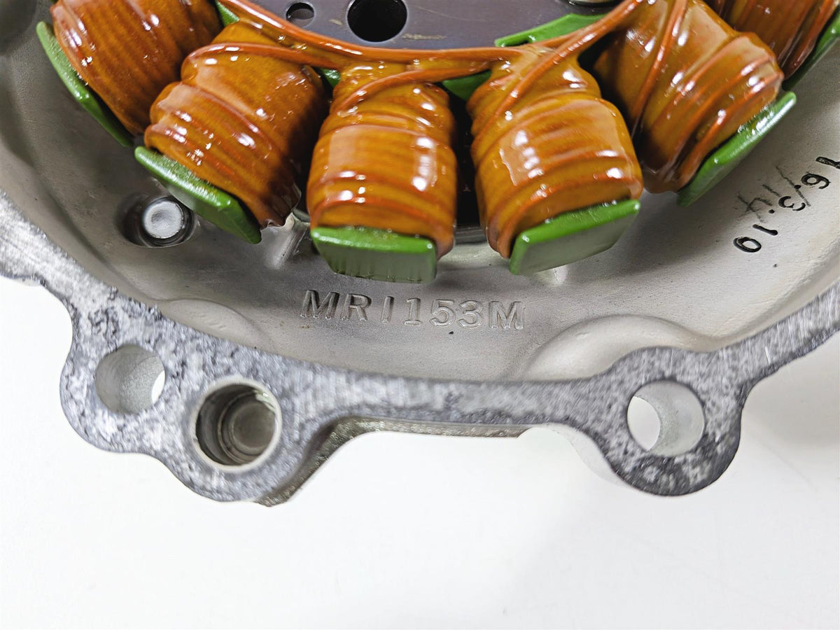2016 Yamaha YZF R1 RN32 Stator Alternator Generator & Cover 2CR-81410-00-00 {{ shop.shopifyCountryName }} - Mototech271