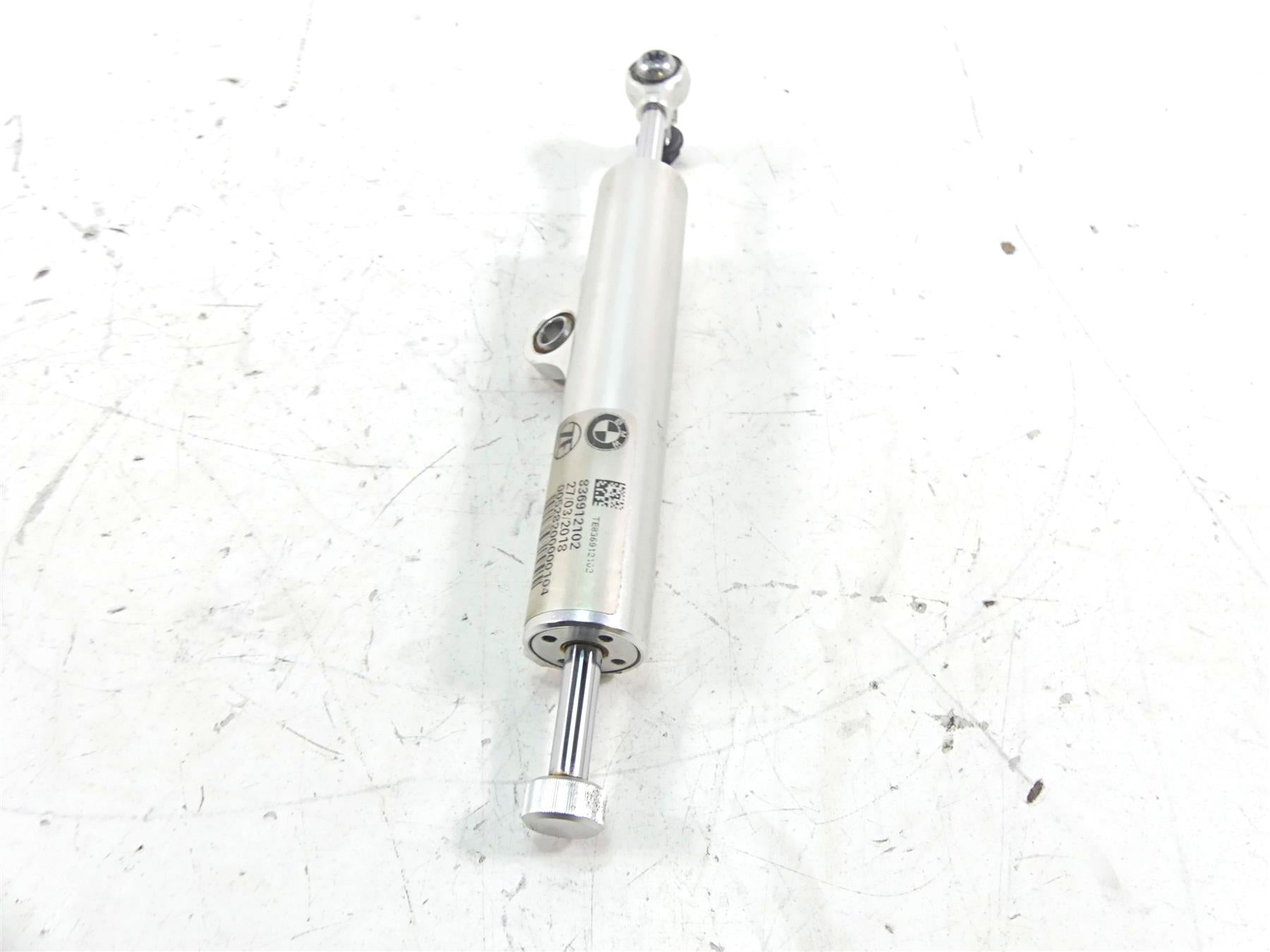 2018 BMW S1000RR K46 Steering Damper Stabilizer 836912102 32768369121 {{ shop.shopifyCountryName }} - Mototech271