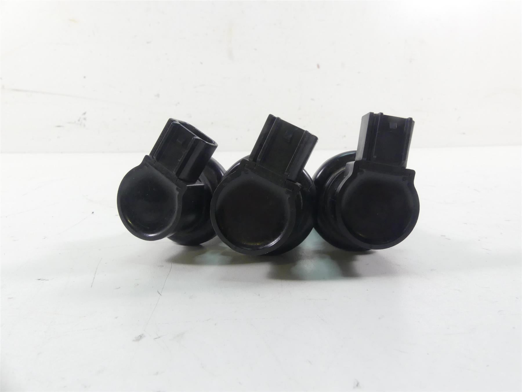 2022 Yamaha MT09 FZ09 Ignition Coils Stick Coil Set 1WS-82310-00-00 {{ shop.shopifyCountryName }} - Mototech271