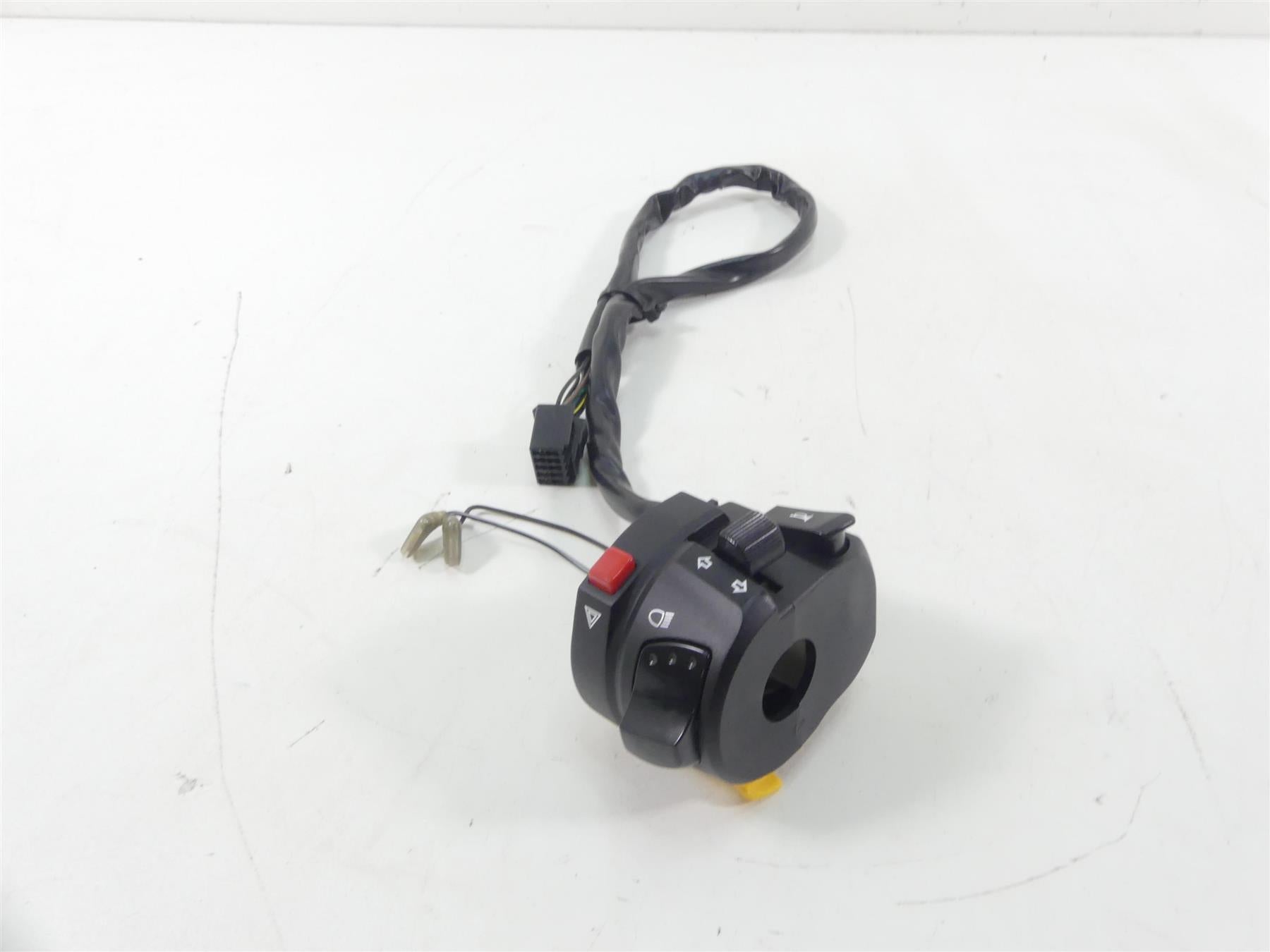 2020 Suzuki GSX1300 R Hayabusa Left Hand Blinker Control Switch 37400-18H13