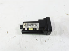 Load image into Gallery viewer, 2003 Harley Softail FXSTDI Deuce 100th Tsm Turn Signal Flasher Module 68923-00B | Mototech271
