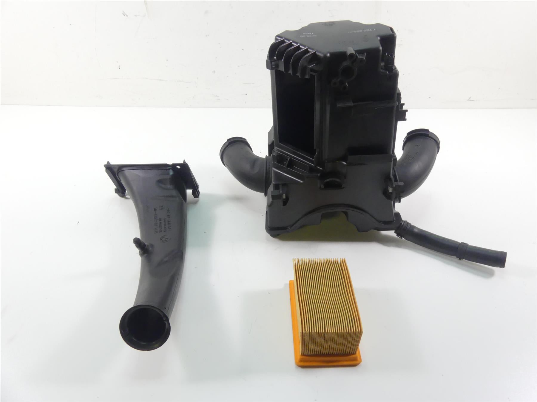 2017 BMW RnineT Racer K32 Air Box Filter Breather & Tubes Set 13717720354