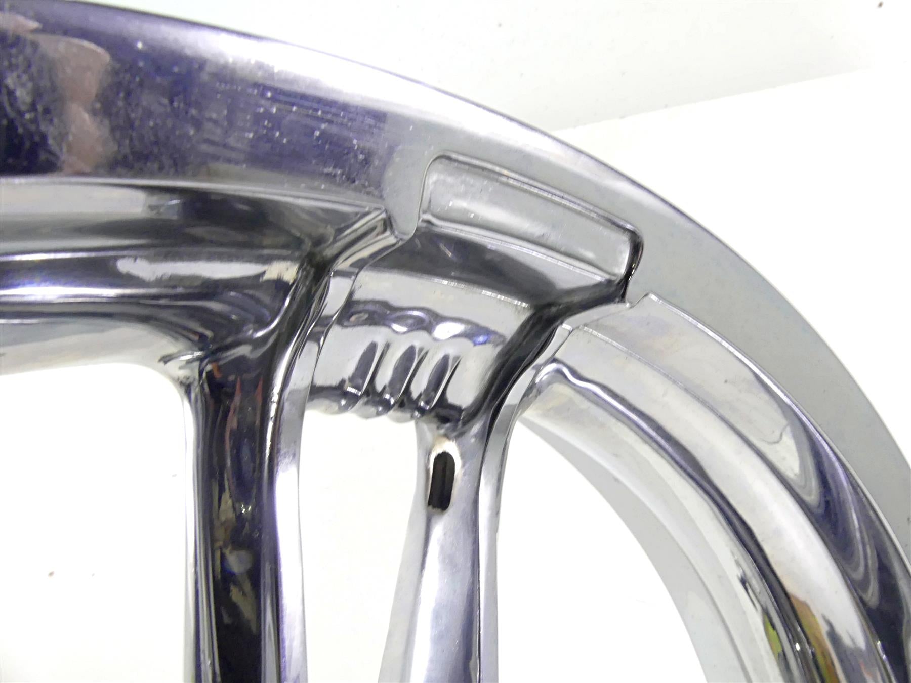 2015 Harley Touring FLHXS Street Glide Front Wheel Rim Enforcer 3.5x19 43300336 {{ shop.shopifyCountryName }} - Mototech271