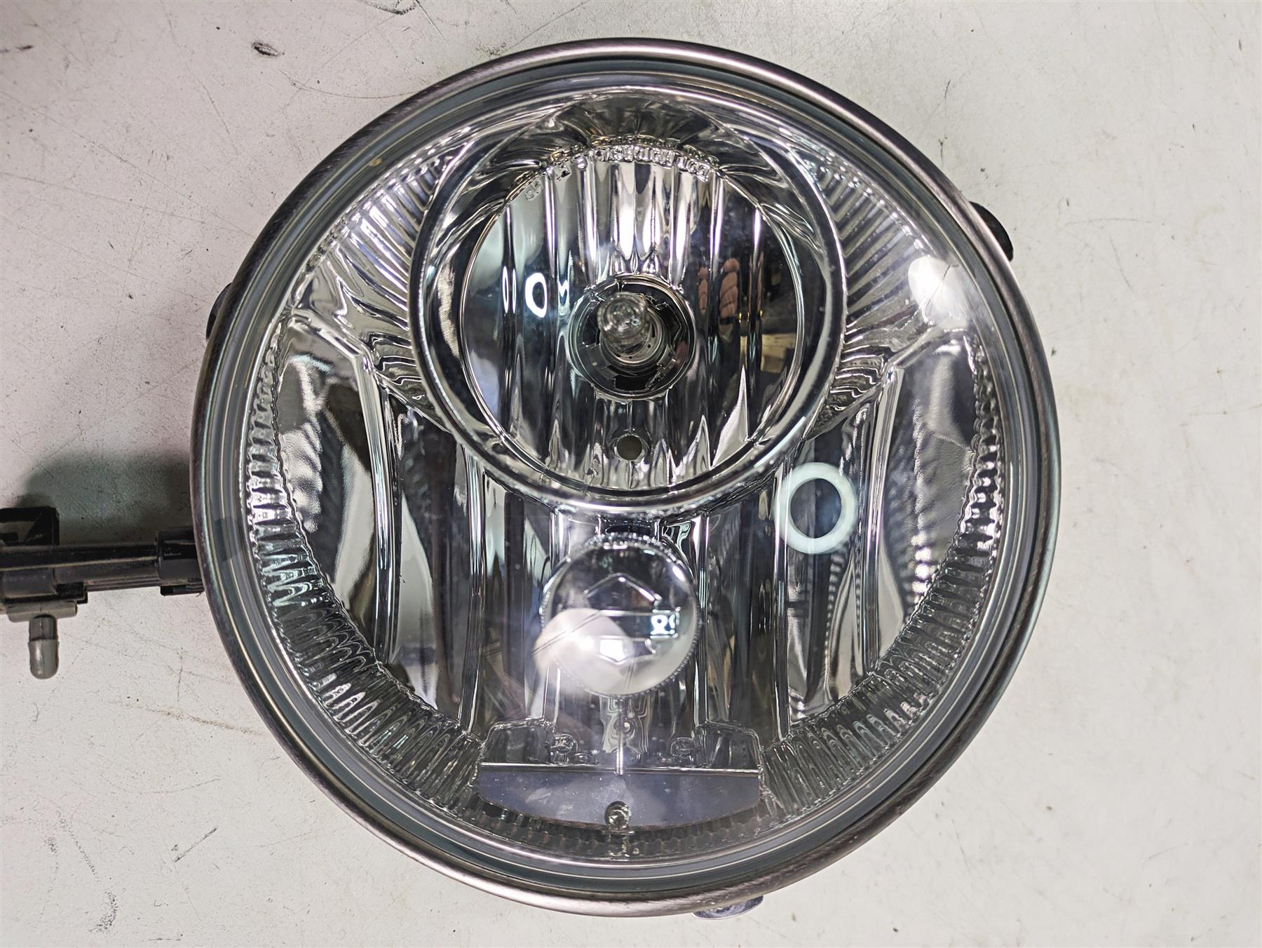 2020 Harley Touring FLHX Street Glide Headlight Head Light Lamp Lens 67700064 {{ shop.shopifyCountryName }} - Mototech271