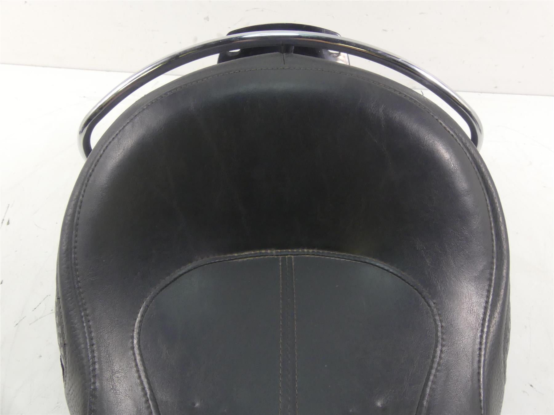 2005 Harley Softail FLSTSC Heritage Springer Front Rider Seat Saddle 52535-07B {{ shop.shopifyCountryName }} - Mototech271