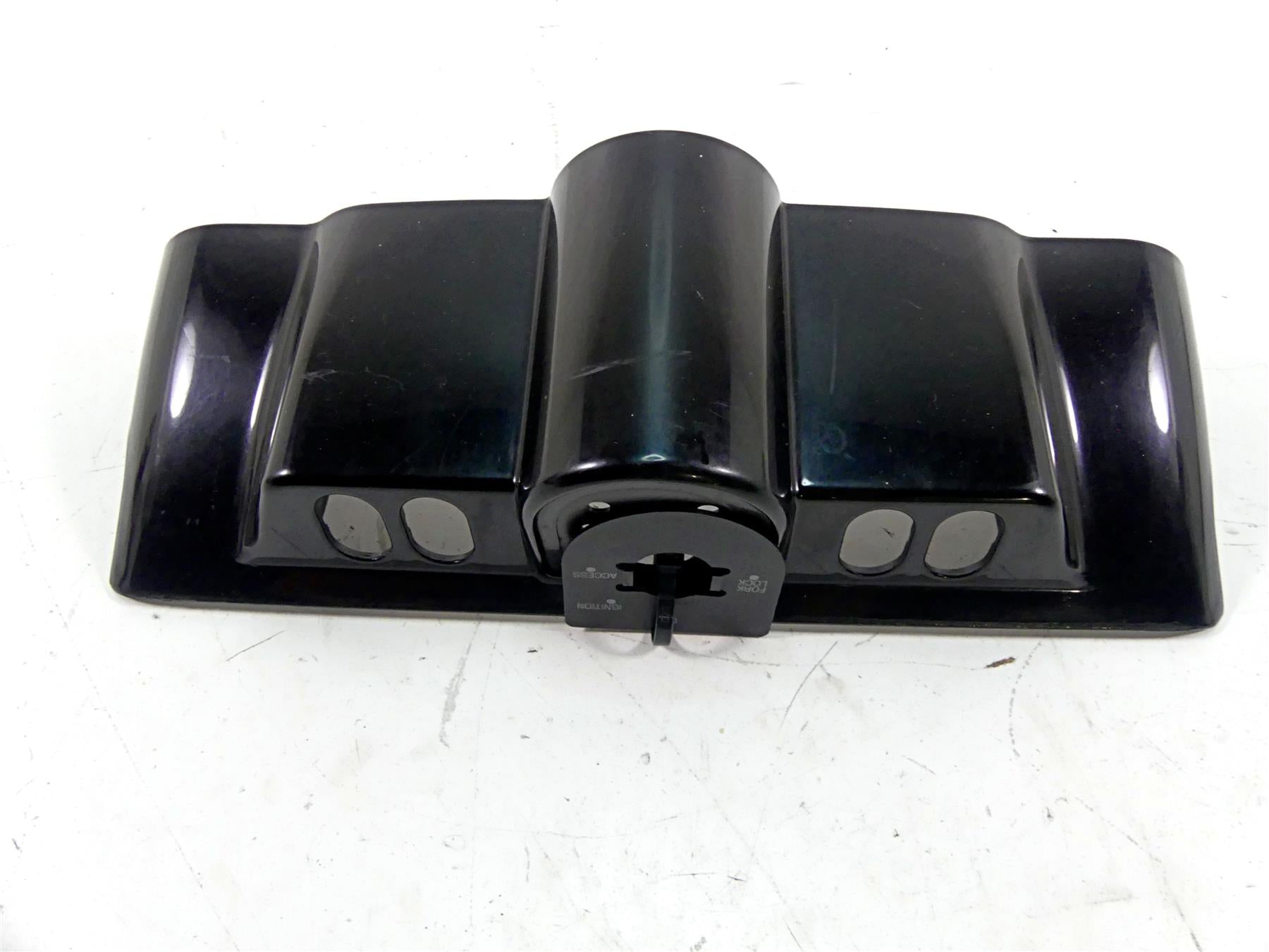 2006 Harley Touring FLHTCU SE E-Glide Ignition Switch Cover Fairing 58545-06