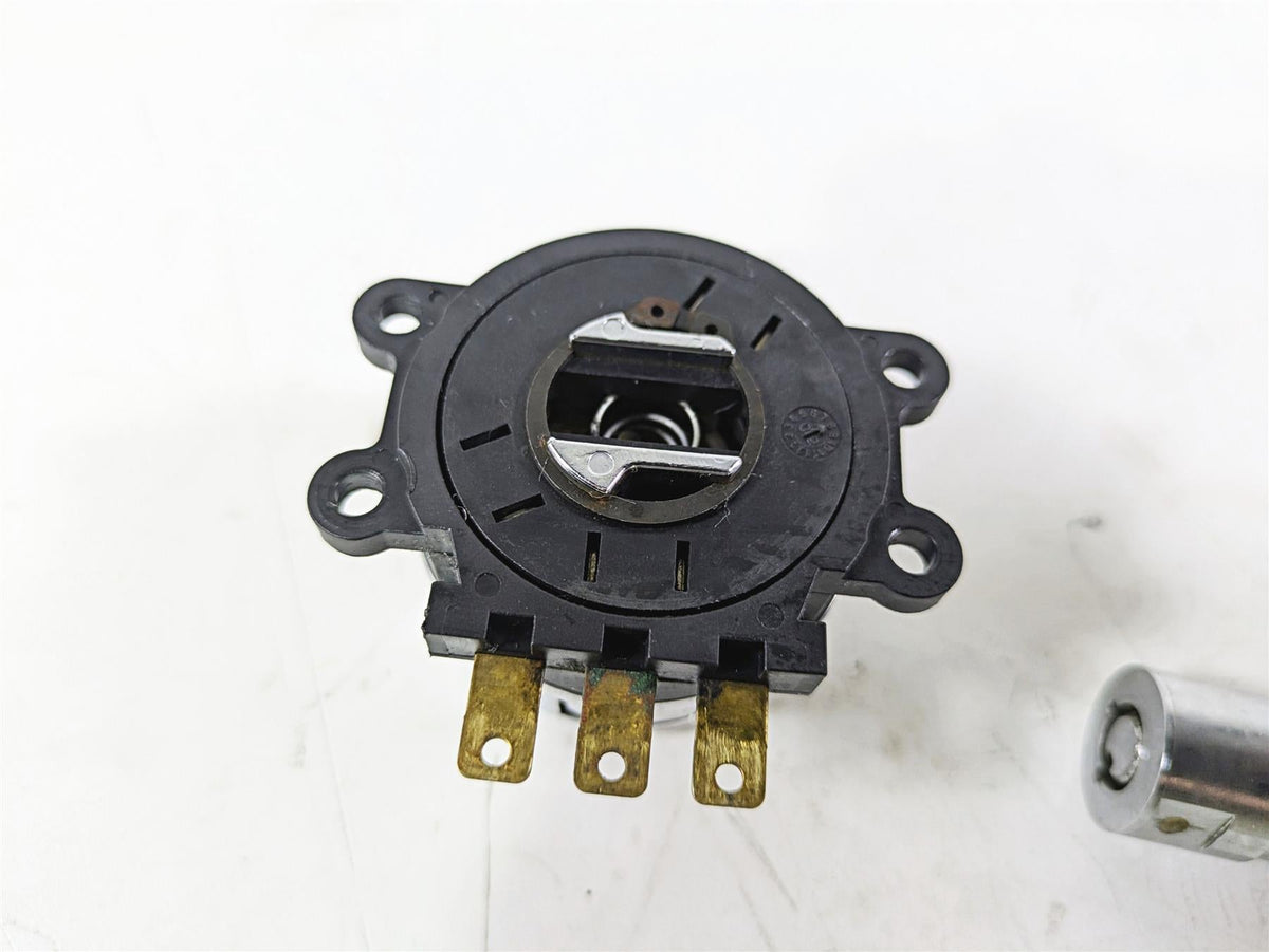 2003 Harley Softail FXSTDI Deuce 100th Ignition Switch Key Lock Set 71450-04 {{ shop.shopifyCountryName }} - Mototech271