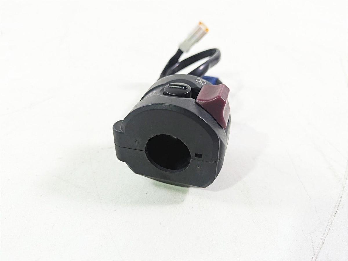 2015 Ducati Hypermotard 821 SP Right Hand Stat Stop Control Switch 65010121E {{ shop.shopifyCountryName }} - Mototech271