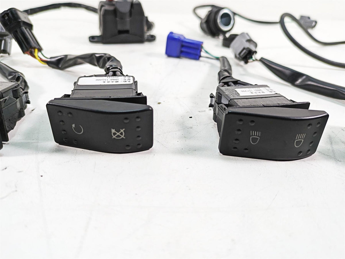 2021 CFMoto Zforce 500 Trail All Light Awd 4Wd Switch Set L 7000-151100-10000 {{ shop.shopifyCountryName }} - Mototech271