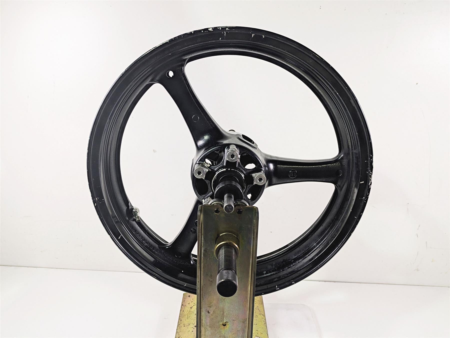 2016 Kawasaki ZX10R Ninja Straight 17x3.5 Front Wheel Rim 41073-0677-18F {{ shop.shopifyCountryName }} - Mototech271
