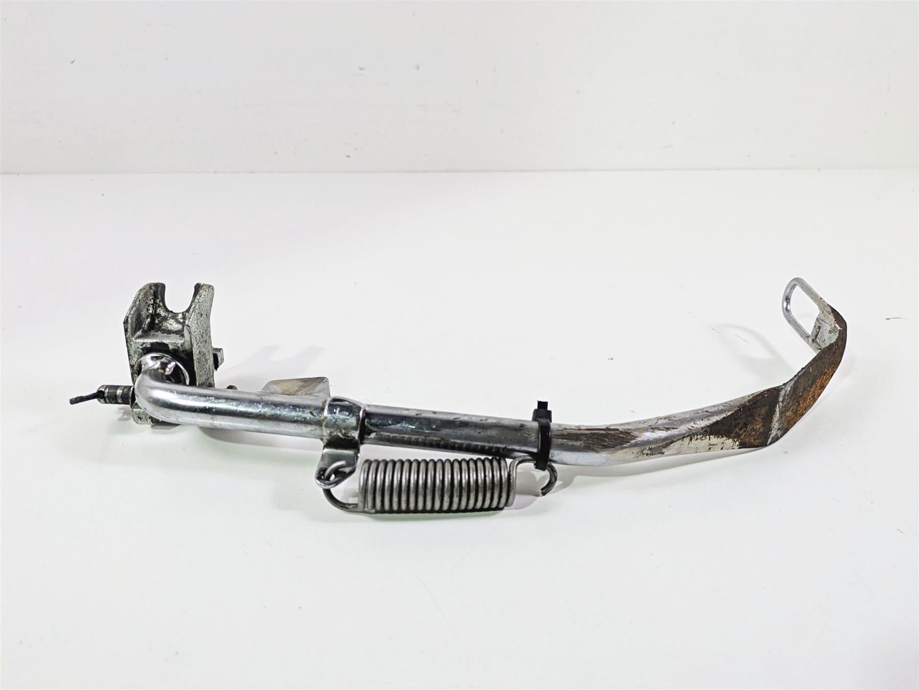 1999 Harley Dyna FXDL Low Rider Side Kickstand Kick Jiffy Stand 49704-90H {{ shop.shopifyCountryName }} - Mototech271