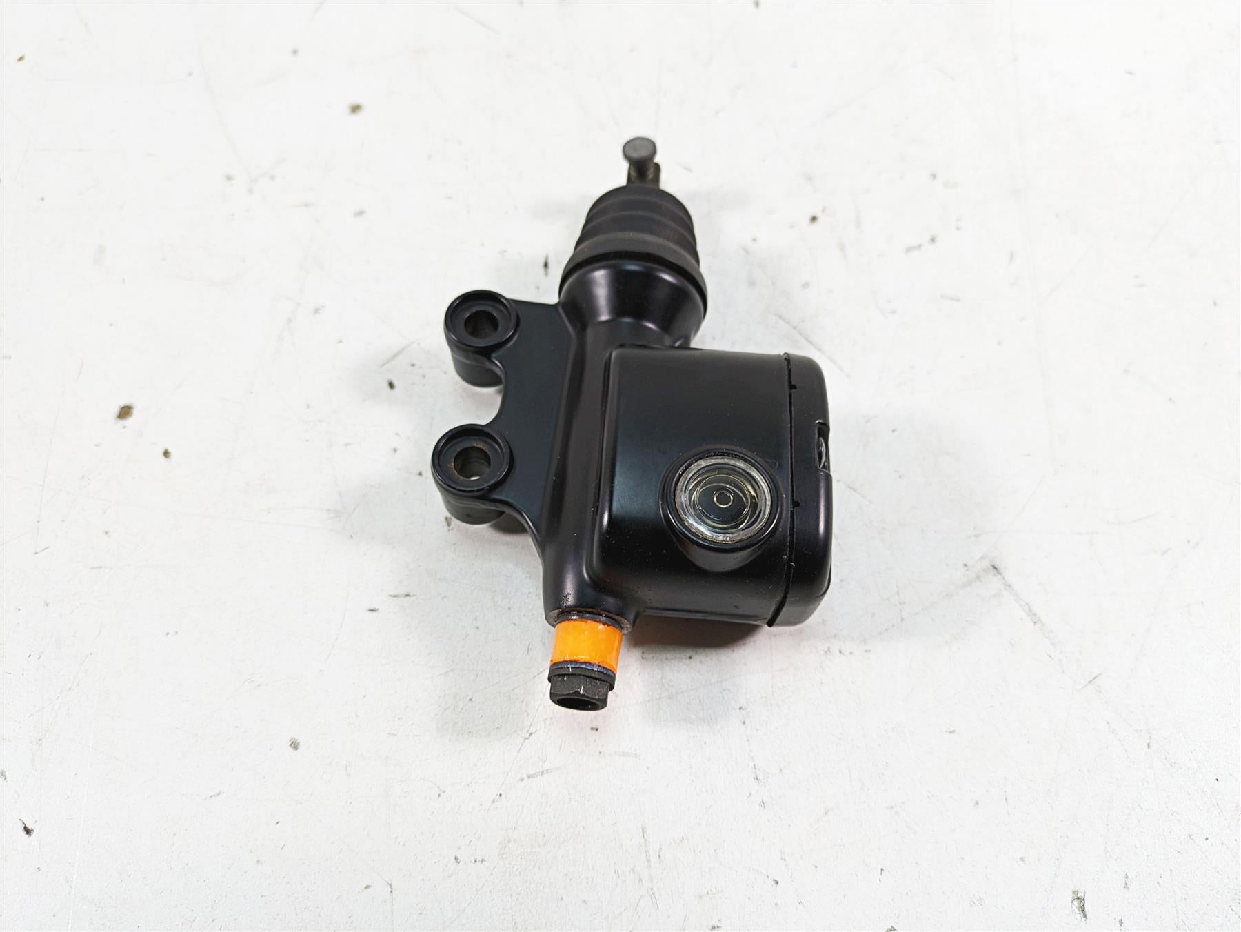 2009 Harley Touring FLHTCU Electra Glide Rear Brake Master Cylinder 41700028A {{ shop.shopifyCountryName }} - Mototech271