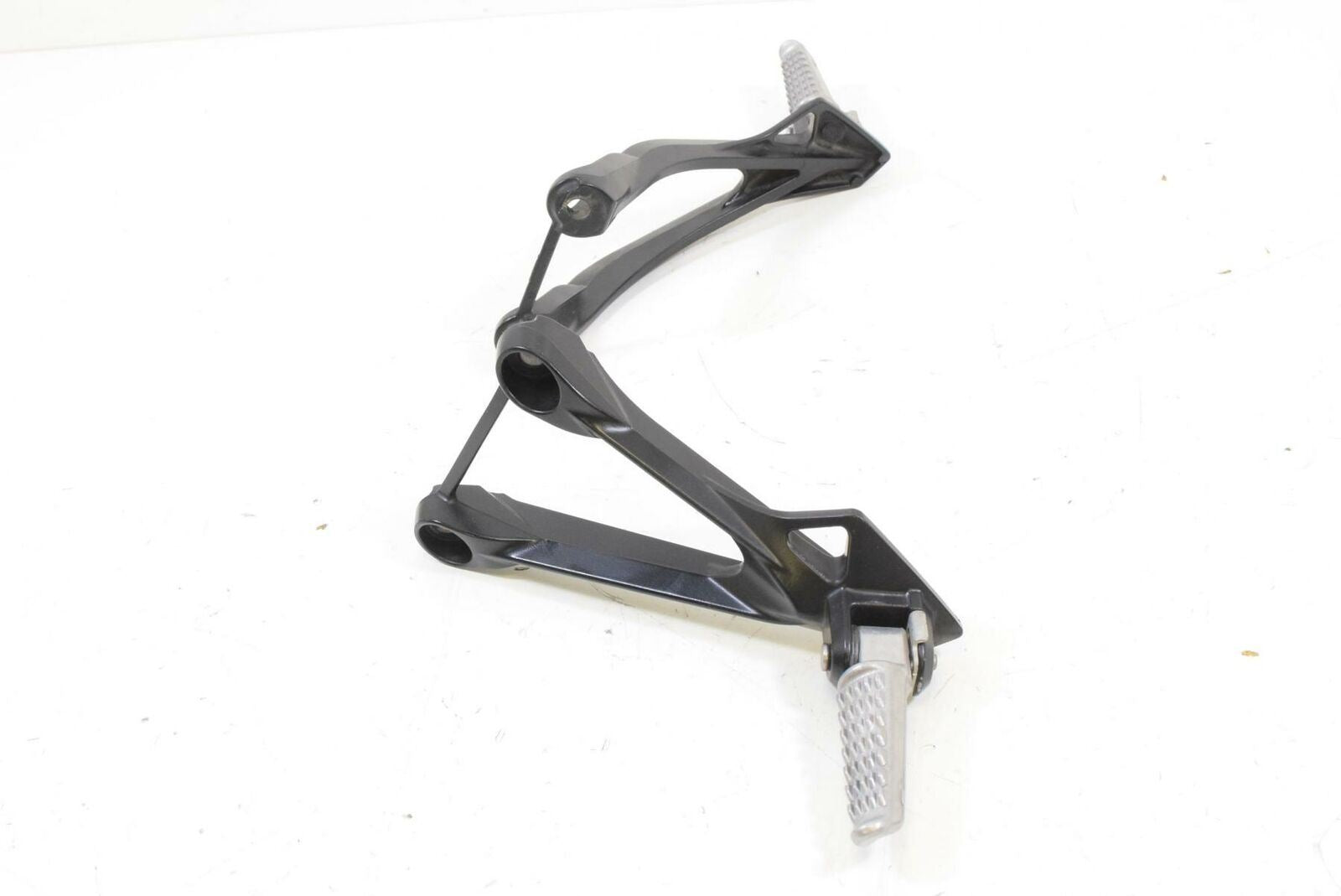 2007 Kawasaki ZX6R ZX636 ZX6 Ninja Rear Passenger Footpeg Set 35063-0145-W9 {{ shop.shopifyCountryName }} - Mototech271