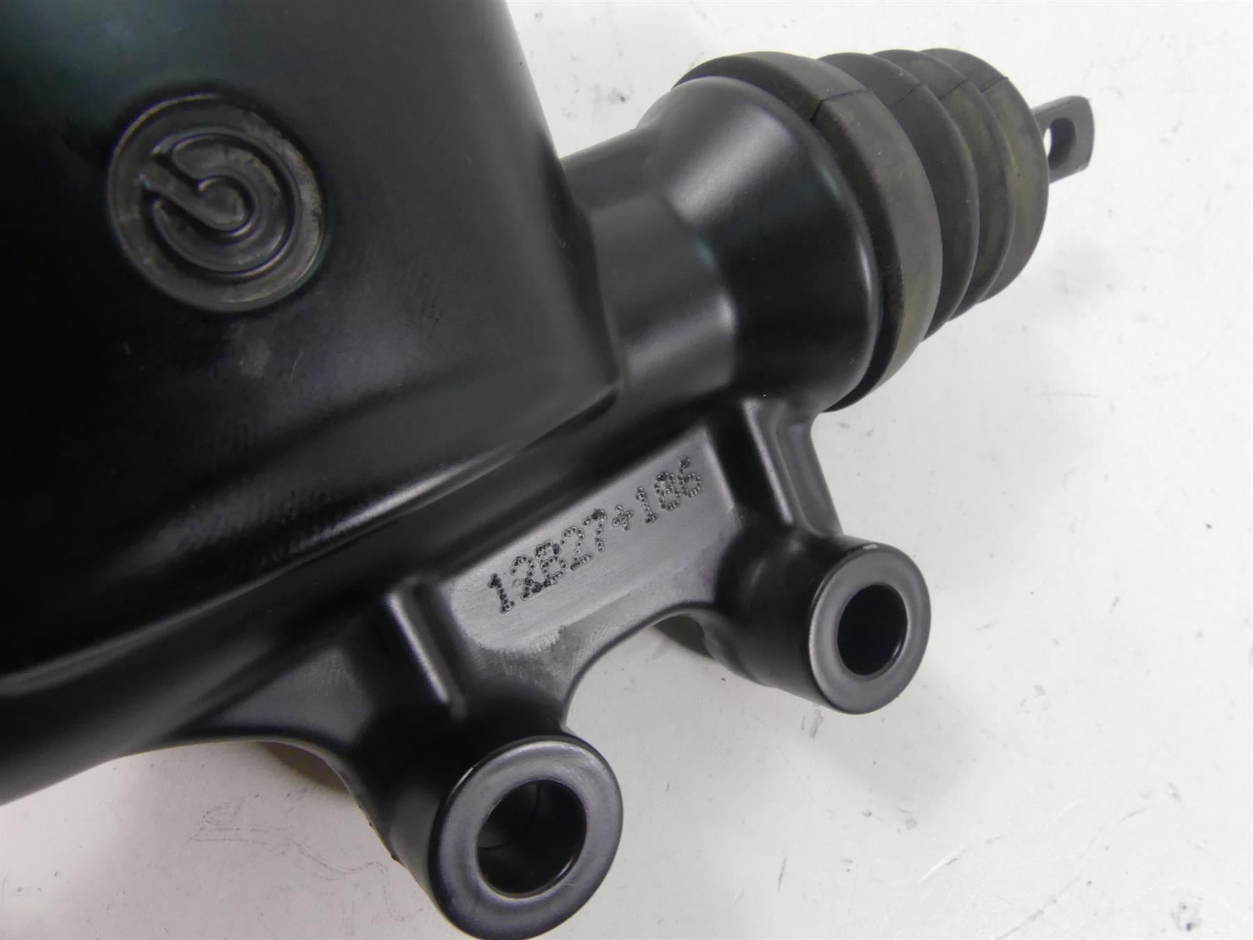 2012 Harley Touring FLHTK Electra Glide Rear Brake Master Cylinder 41763-08C {{ shop.shopifyCountryName }} - Mototech271