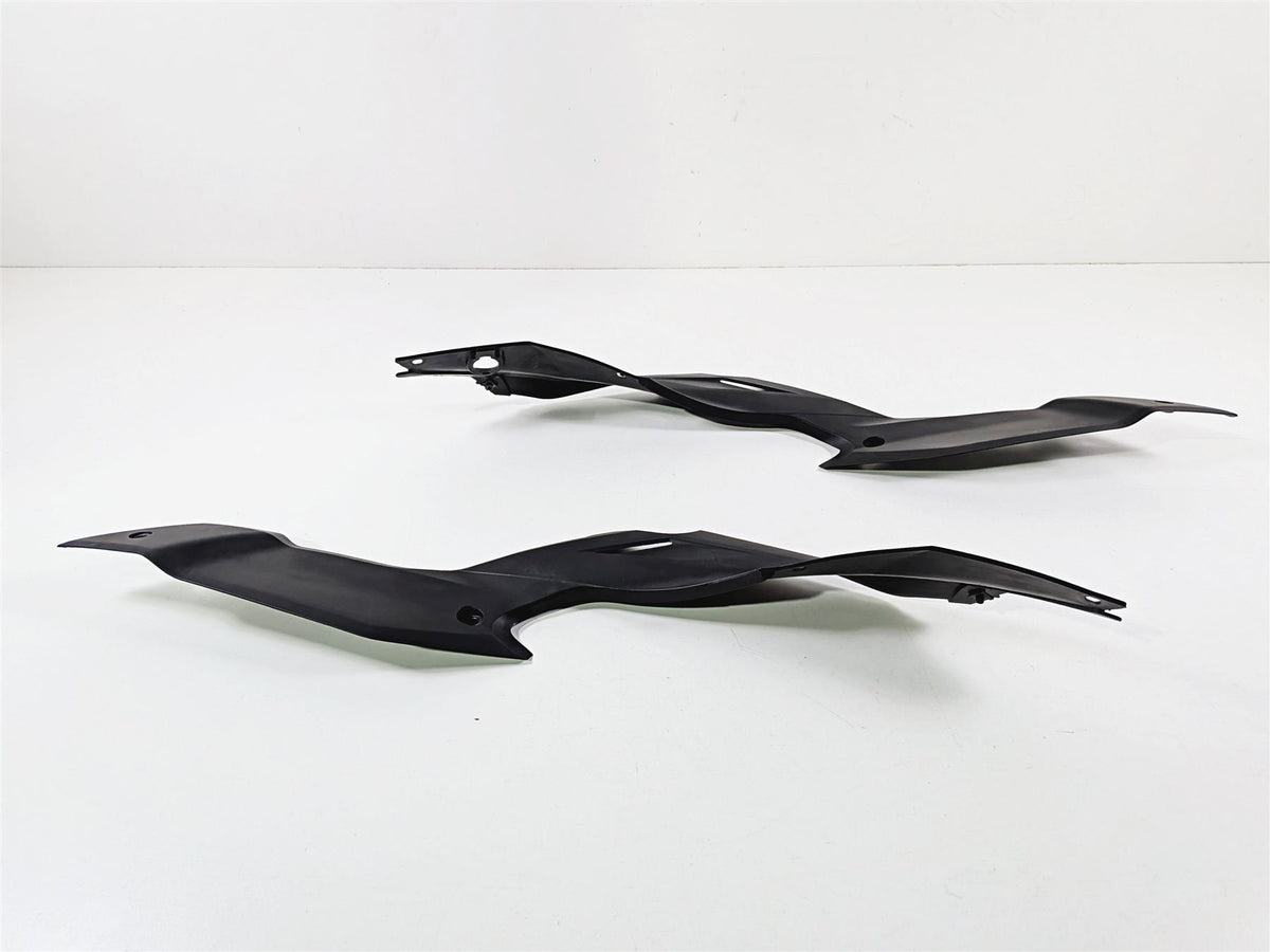 2011 Ducati Streetfighter 1098 S Under Seat Side Cover Set 48211562A 48211572A {{ shop.shopifyCountryName }} - Mototech271