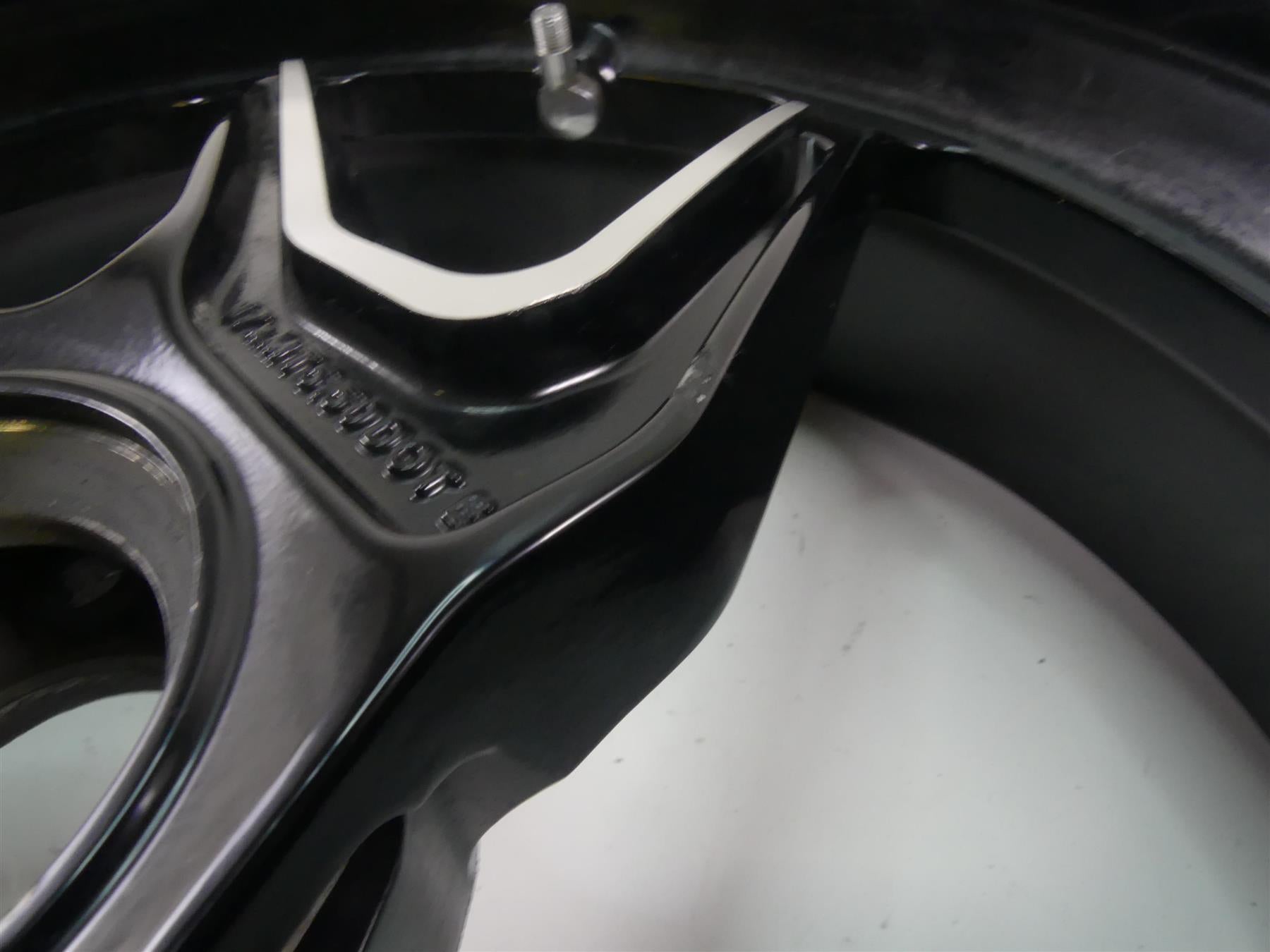 2018 Mv Agusta Brutale 800 RR Straight Rear 17x5.5 Wheel Rim 8000C4430 {{ shop.shopifyCountryName }} - Mototech271