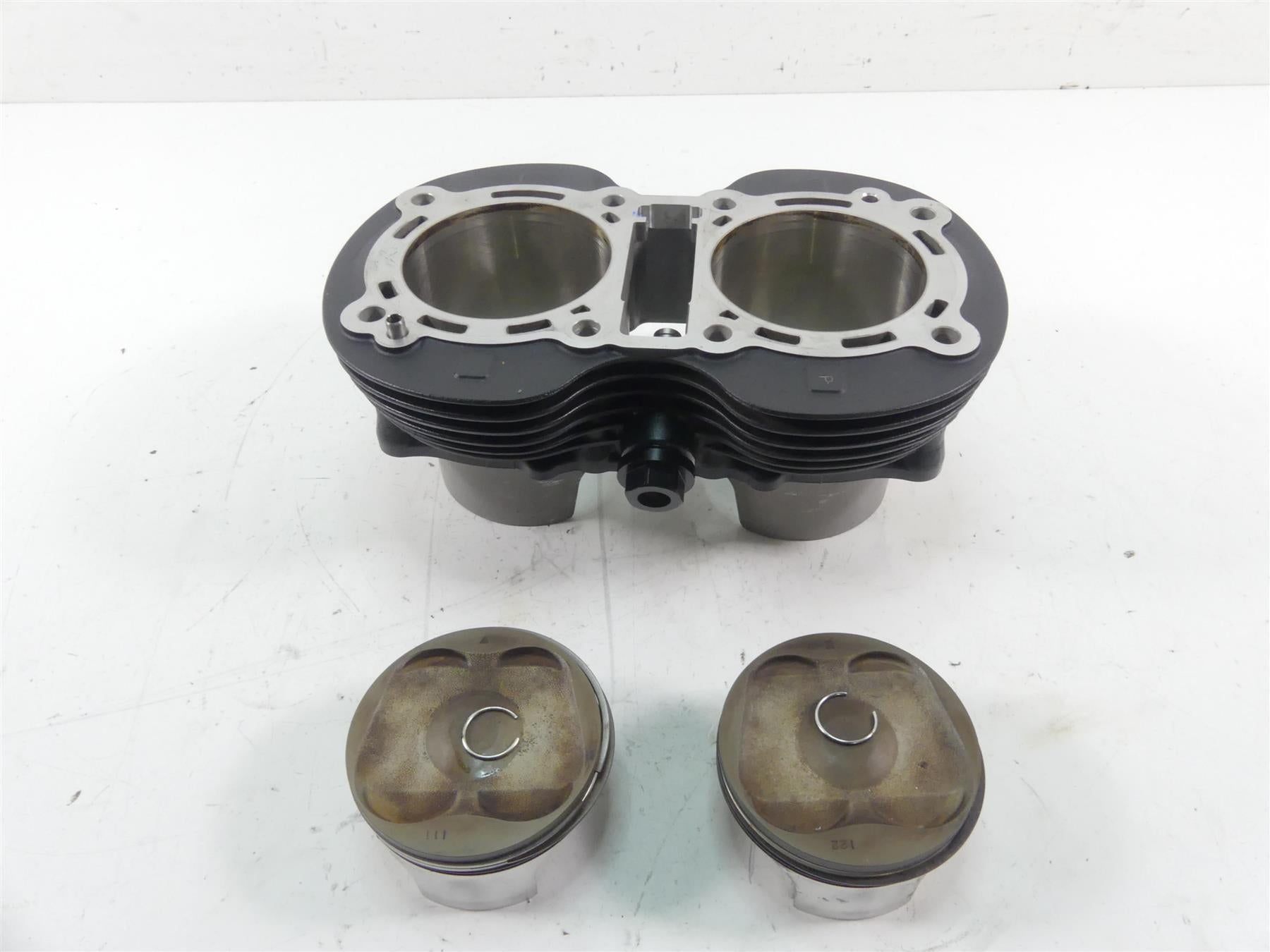 2017 Triumph Thruxton 1200 R Cylinder Jug Piston Set 4K T1167220 | Mototech271