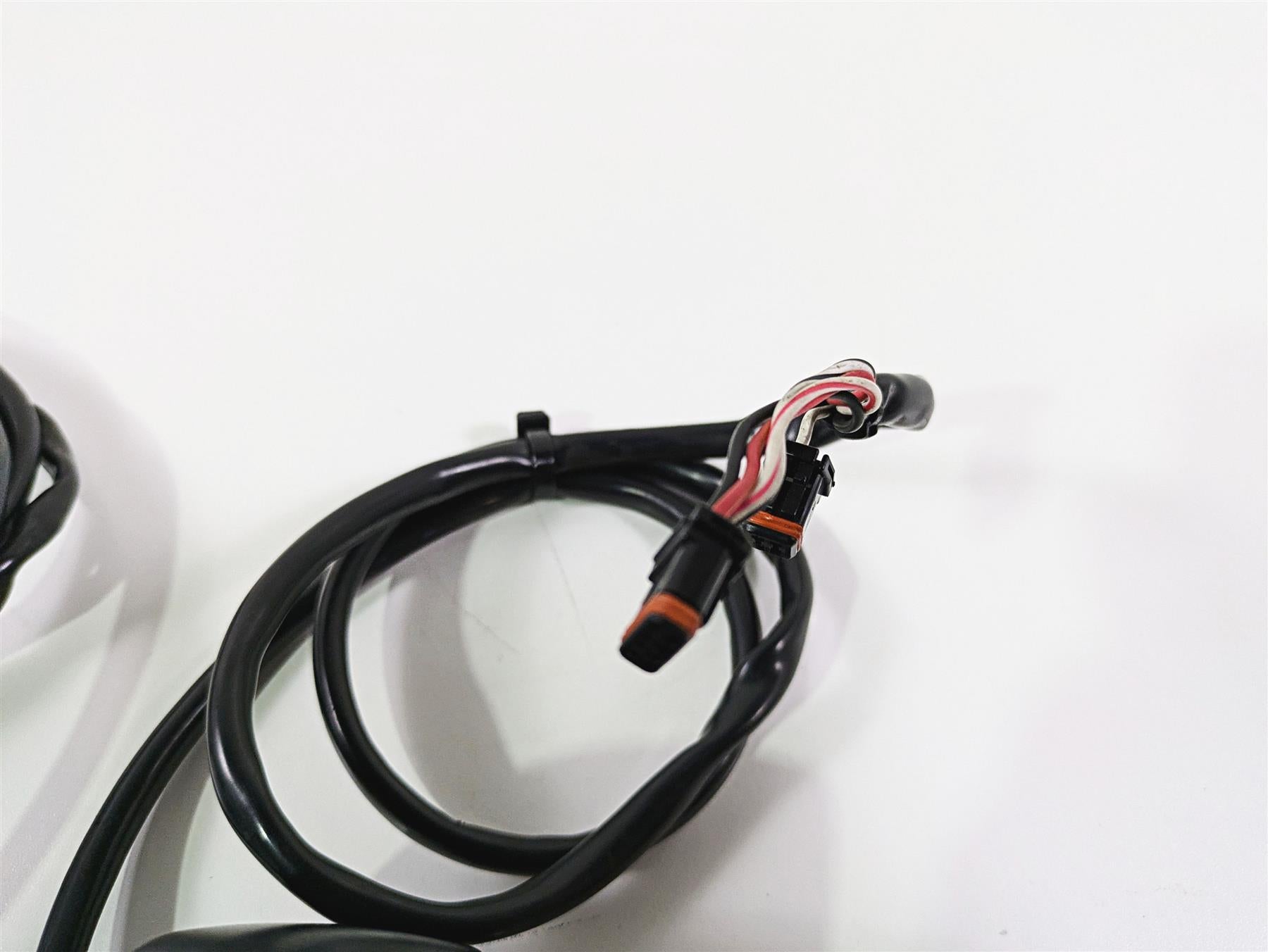 2017 Harley Dyna FXDB Street Bob Left Right Control Switch Set 71500372A {{ shop.shopifyCountryName }} - Mototech271