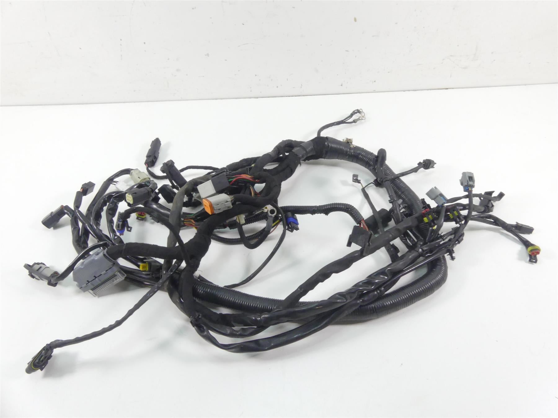 2009 Harley Dyna FXDF SE CVO Fat Bob Wiring Harness Loom -No Cuts 70184-09 {{ shop.shopifyCountryName }} - Mototech271