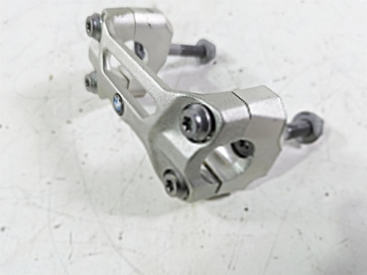 2017 BMW S1000R K47 Handlebar Holder Riser Clamp Set 31428562405 8545997 {{ shop.shopifyCountryName }} - Mototech271