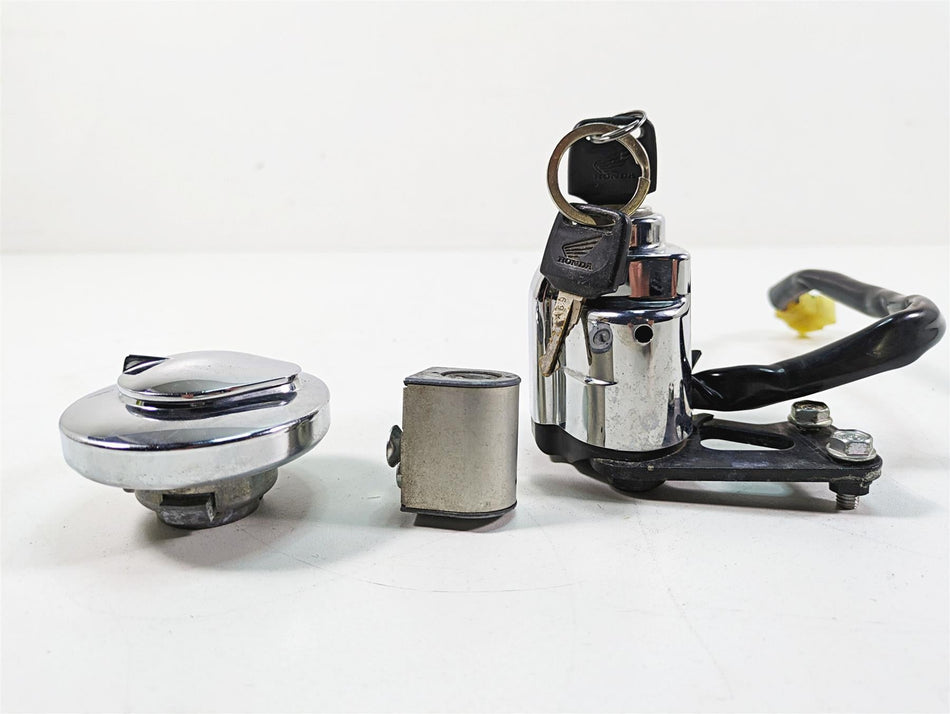 2006 Honda V-Twin VTX1300 R Ignition Switch Key Lock Tank Cap Set 35010-MEA-740 {{ shop.shopifyCountryName }} - Mototech271
