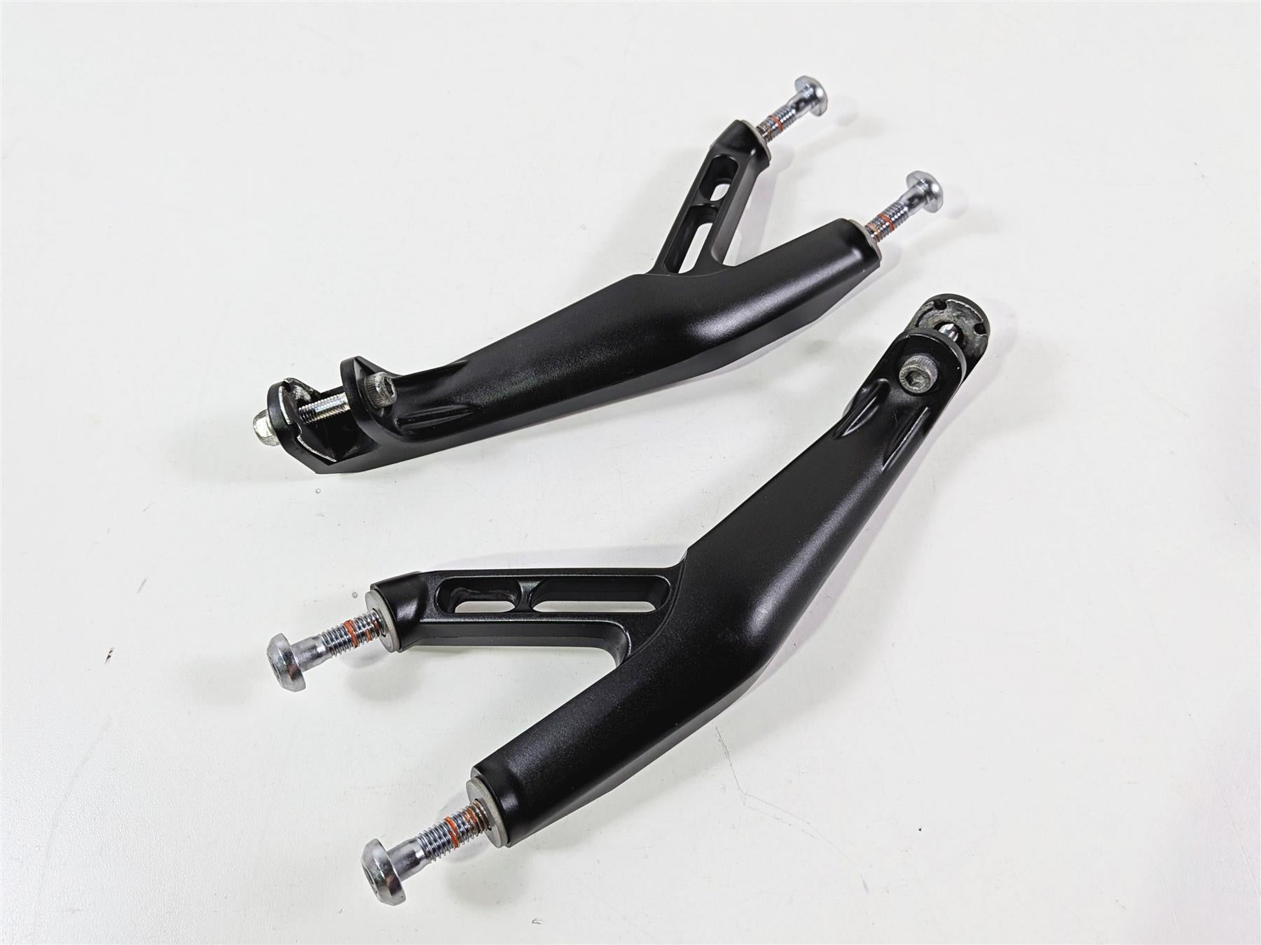 2024 Yamaha YZF R1 RN65 Rear Passenger Footpeg Mounts 2CR-2741L-01-00 {{ shop.shopifyCountryName }} - Mototech271