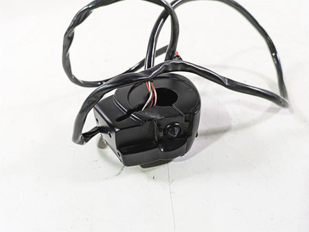 2018 Harley Softail FXFBS Fat Bob Left Control Switch Cruise Control 41000369 {{ shop.shopifyCountryName }} - Mototech271