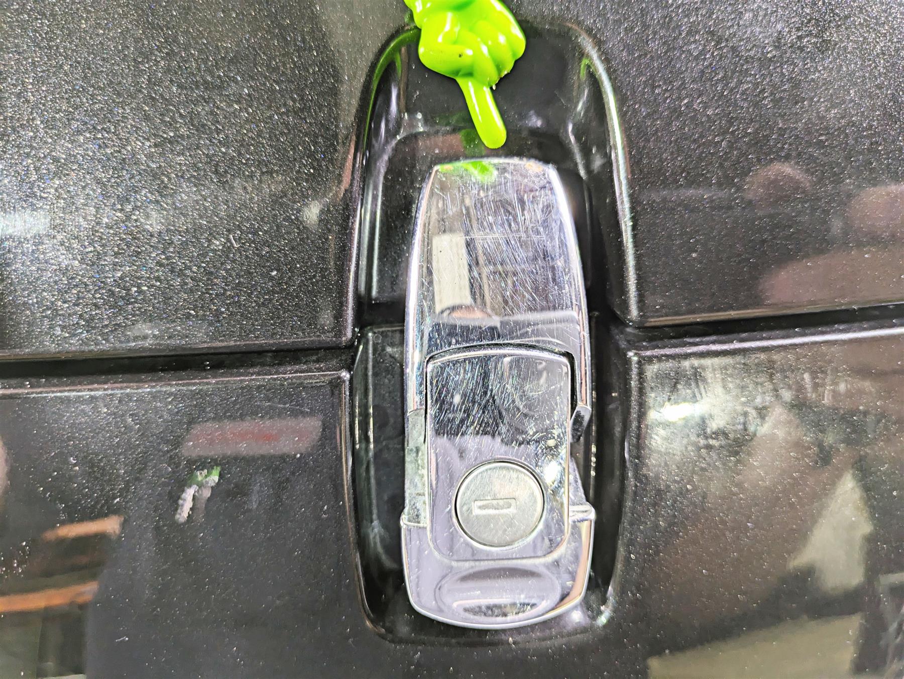2014 Moto Guzzi California 1400 Touring Saddlebag Set -No Key Unlocked B06325400 {{ shop.shopifyCountryName }} - Mototech271