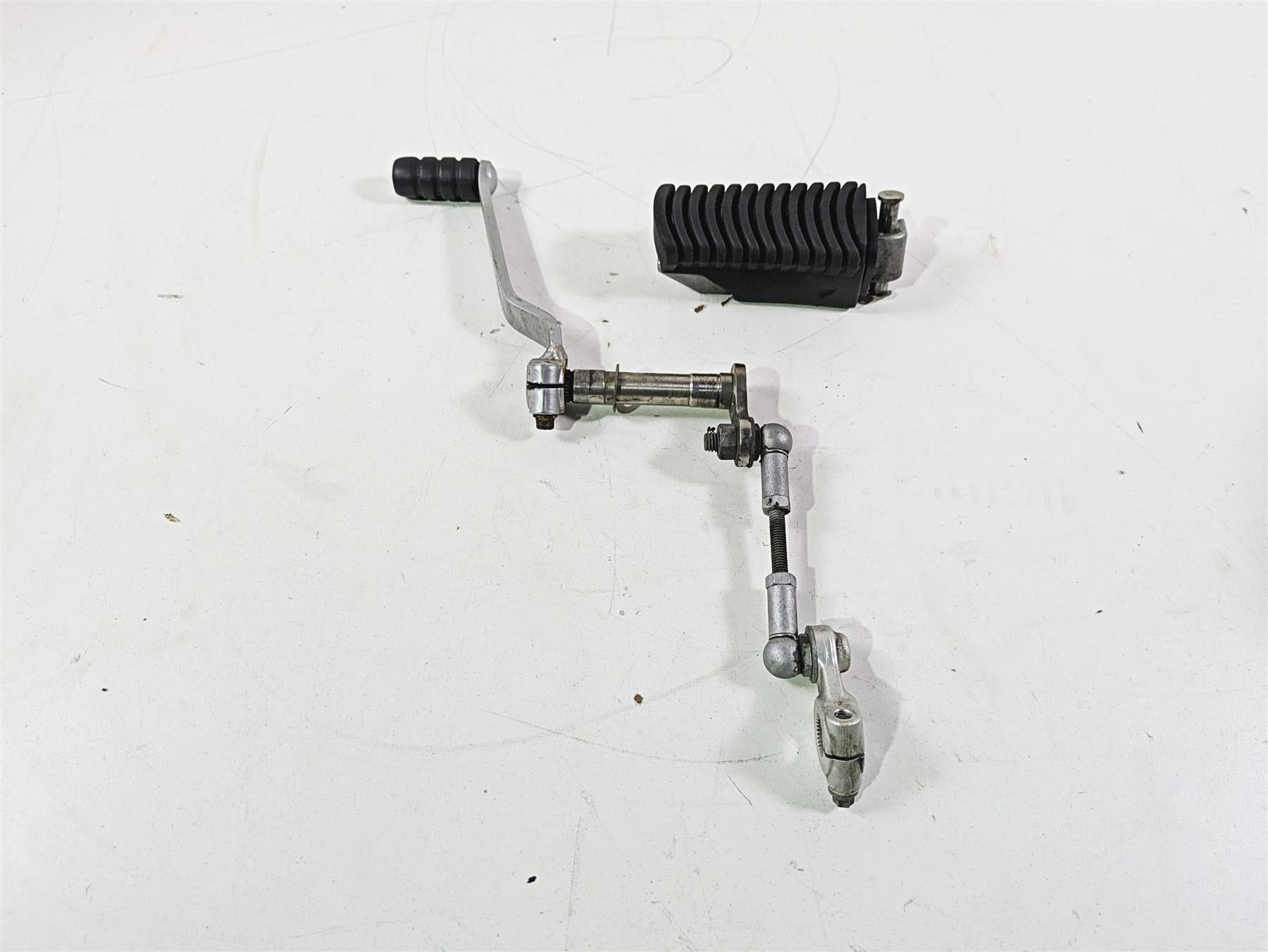 2009 BMW R1200RT K26 Left Footpeg Foot Peg & Gear Shift Lever 46717675289 | Mototech271