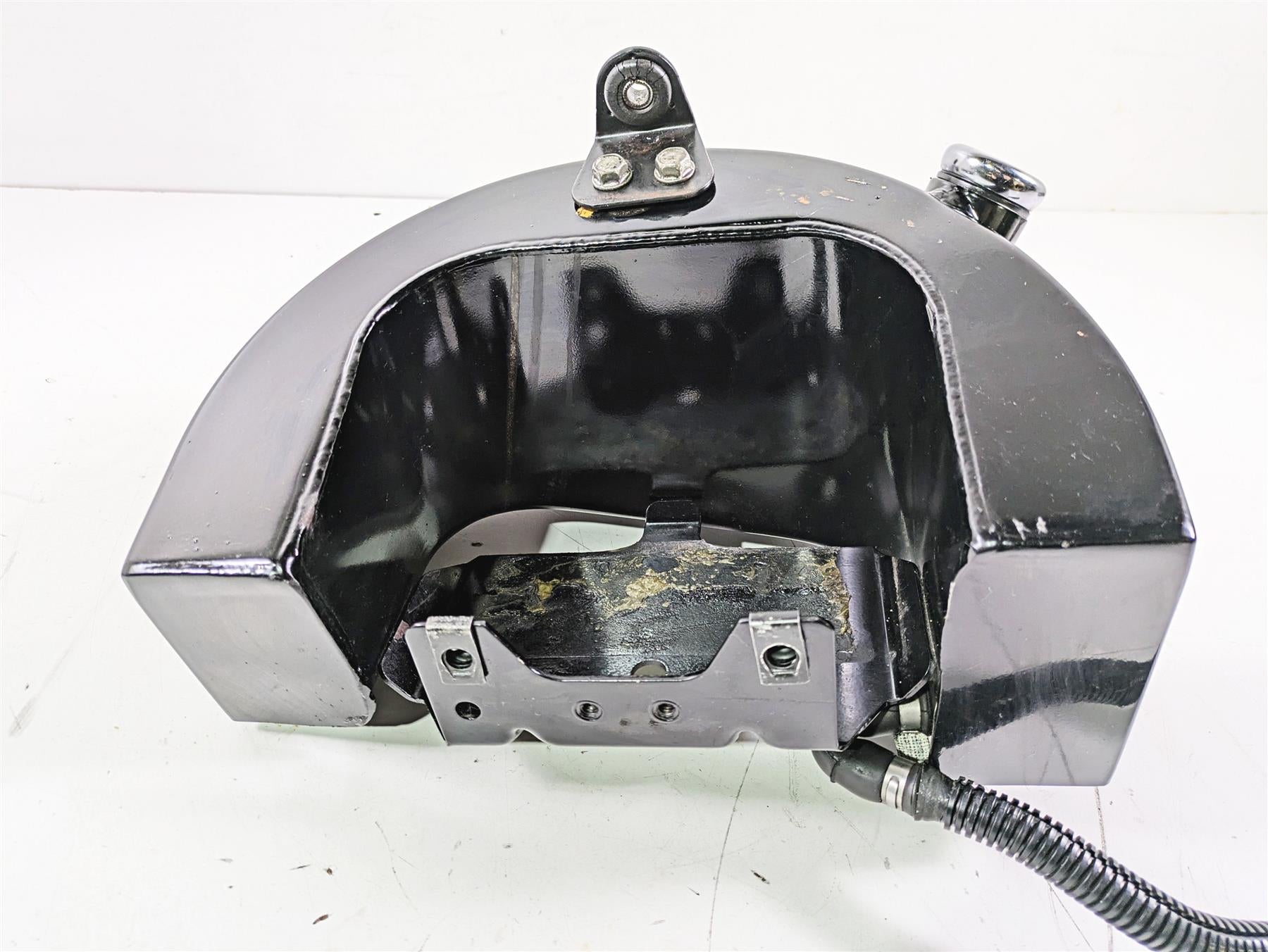 2005 Harley Softail FLSTSCI Heritage Springer Oil Tank Reservoir Hoses 62492-00B {{ shop.shopifyCountryName }} - Mototech271