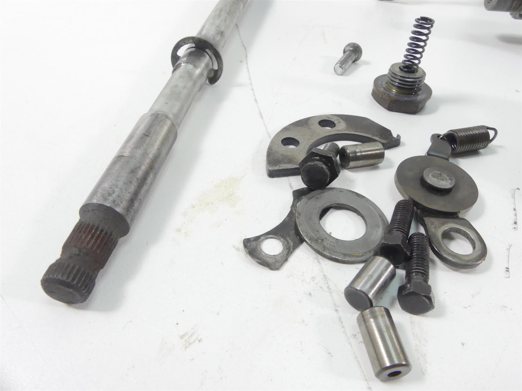 1978 Yamaha XS650 SE Special Transmission Gear Shift Drum Shaft Set 306-17411-03 {{ shop.shopifyCountryName }} - Mototech271
