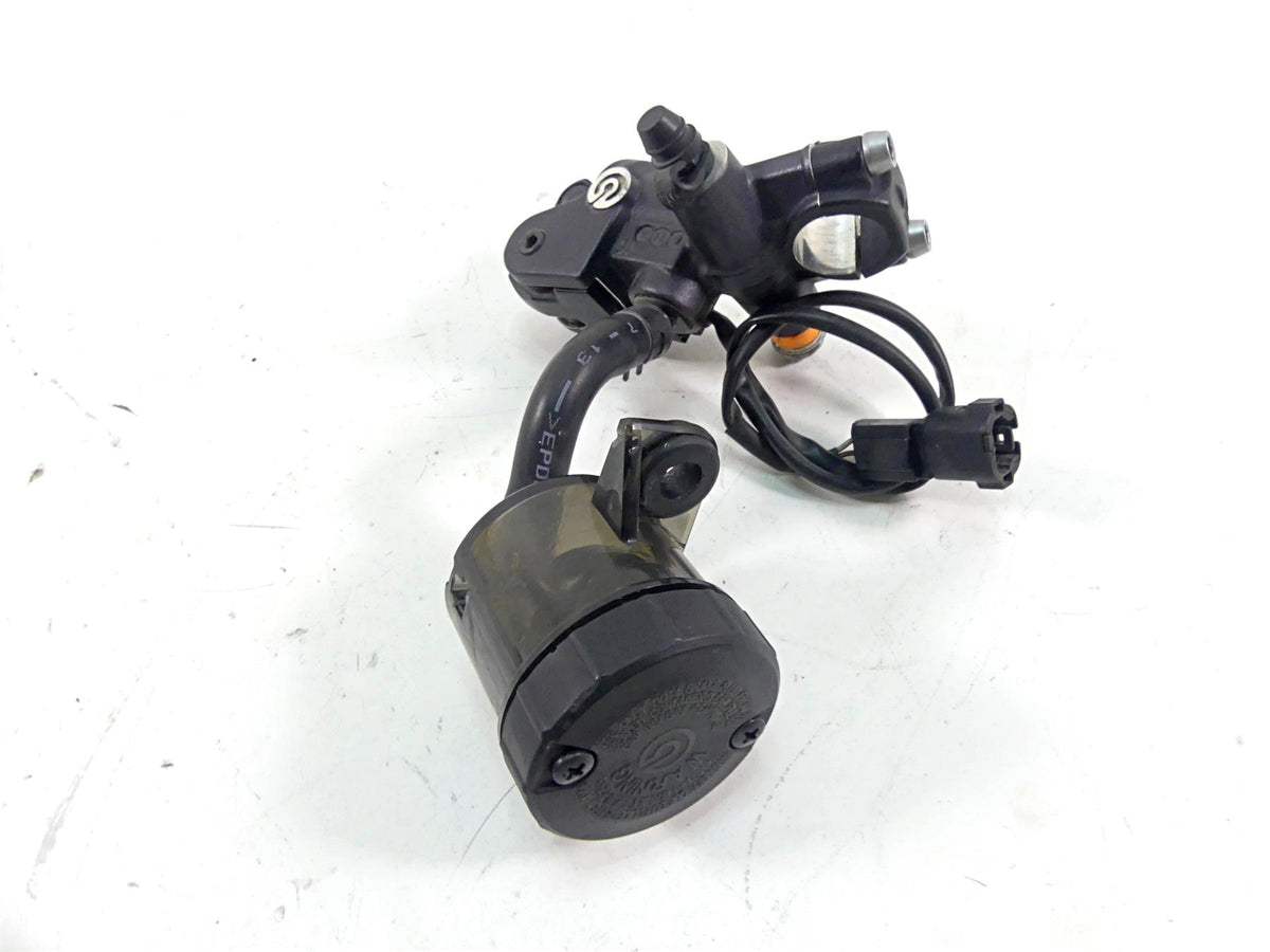 2017 Kawasaki ZX1400 ZX14R Ninja Front Radial Brake Master Cylinder 43015-0638 {{ shop.shopifyCountryName }} - Mototech271