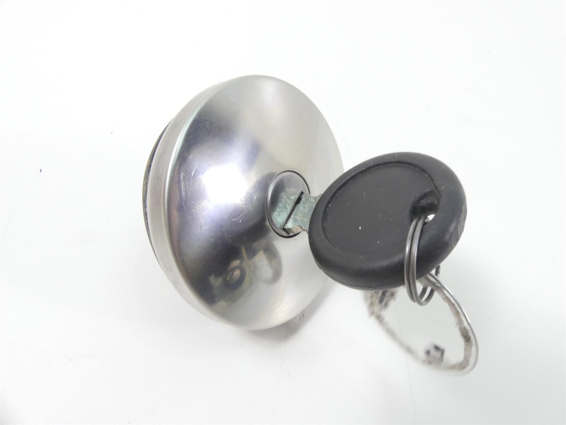 2016 Moto Guzzi V7 II Special 750 Ignition Switch Key Lock Tank Cap Set 883477 {{ shop.shopifyCountryName }} - Mototech271