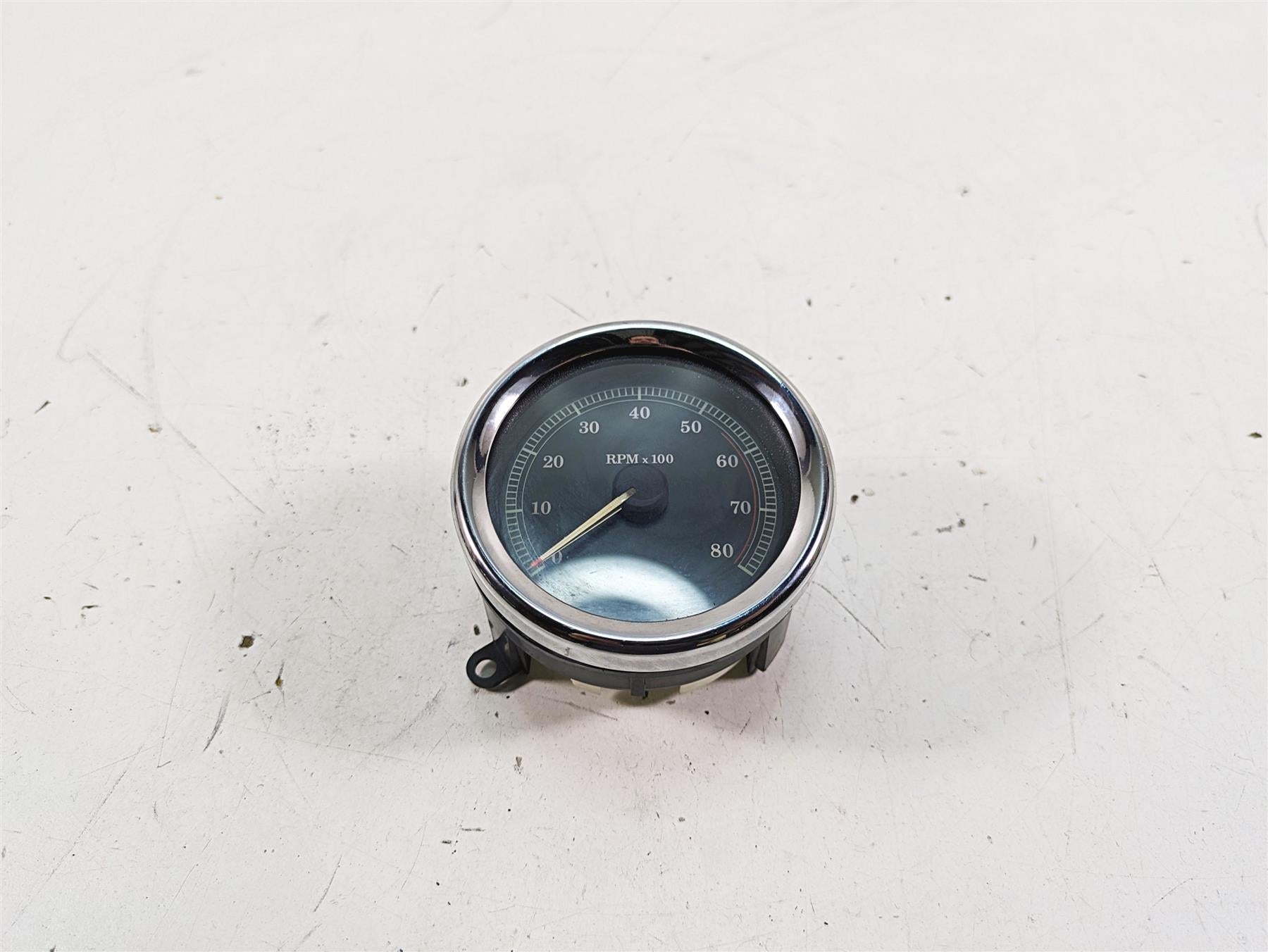 2010 Harley Touring FLHTCU Electra Glide Tachometer Tacho Meter Gauge 67348-04D {{ shop.shopifyCountryName }} - Mototech271