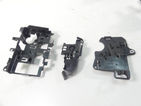 2021 Harley Softail FXBBS 114 Street Bob Electrical Battery Carrier Set 69201523 {{ shop.shopifyCountryName }} - Mototech271