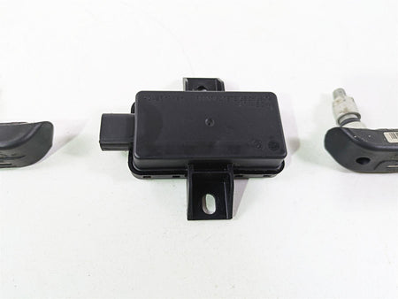 2017 BMW R1200 GS K50 Rdc Sensor & Tire Sensors Set 65758546222 65759832031 {{ shop.shopifyCountryName }} - Mototech271