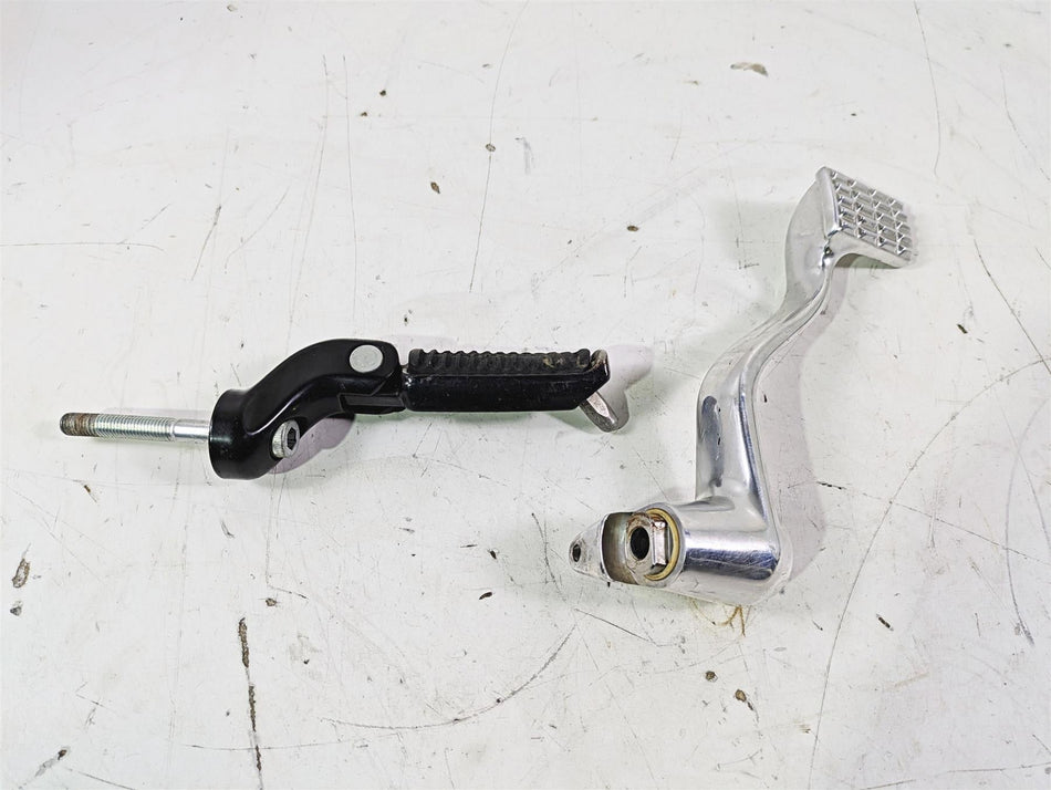 2012 Harley VRSCF Muscle V Rod Right Front Footpeg & Brake Lever 54046-12 {{ shop.shopifyCountryName }} - Mototech271