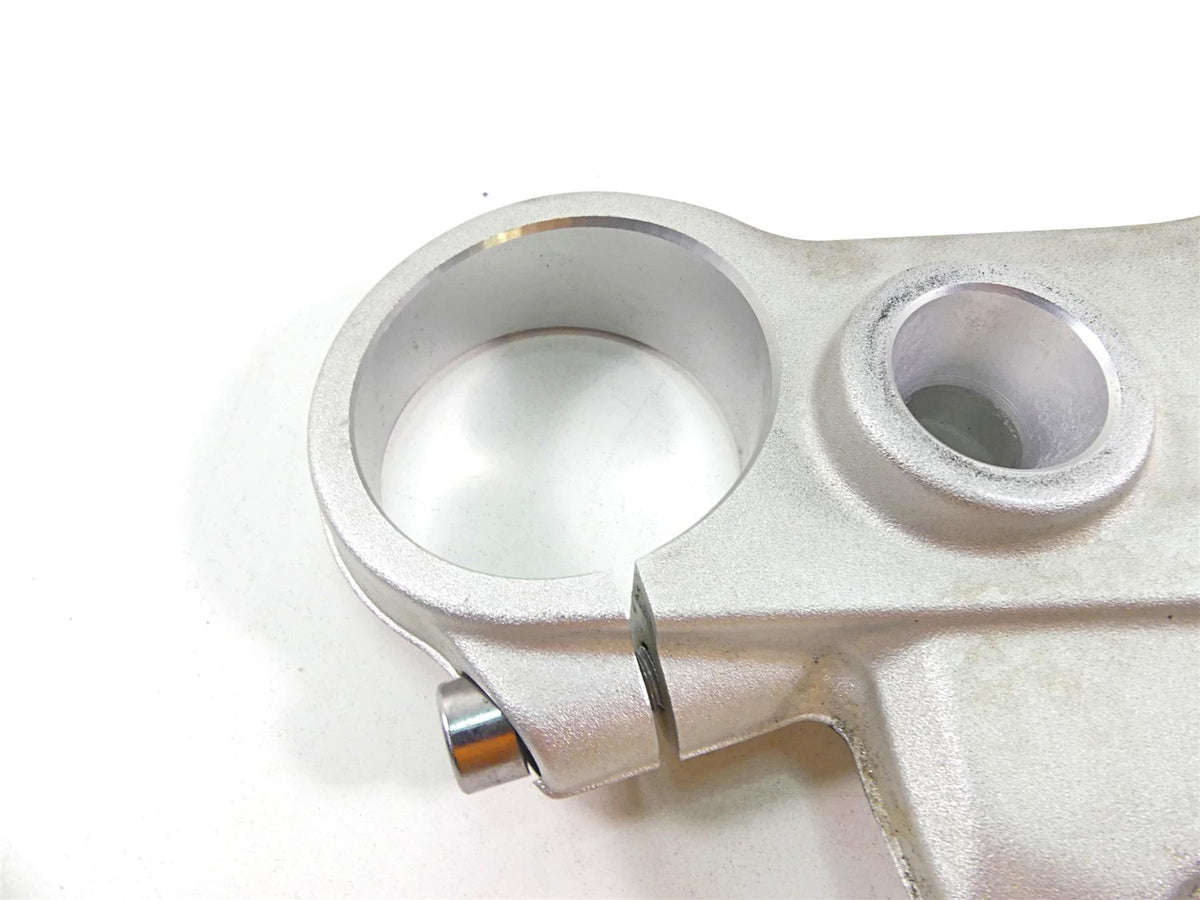 2022 Triumph Speed Triple 1200 RS Upper Triple Tree Steering Clamp 52mm T2045129 {{ shop.shopifyCountryName }} - Mototech271